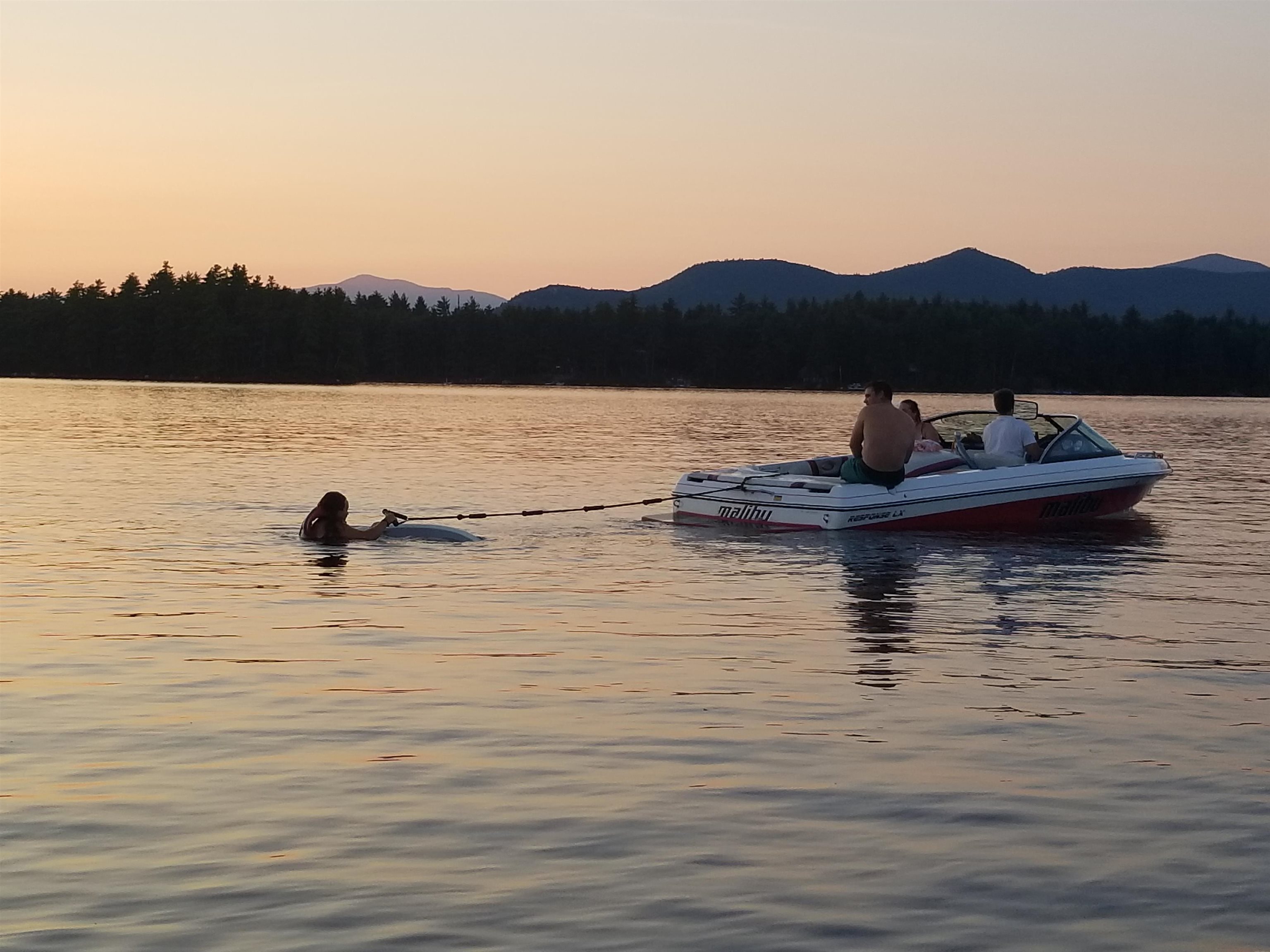 Wake Surfing on Conway Lake