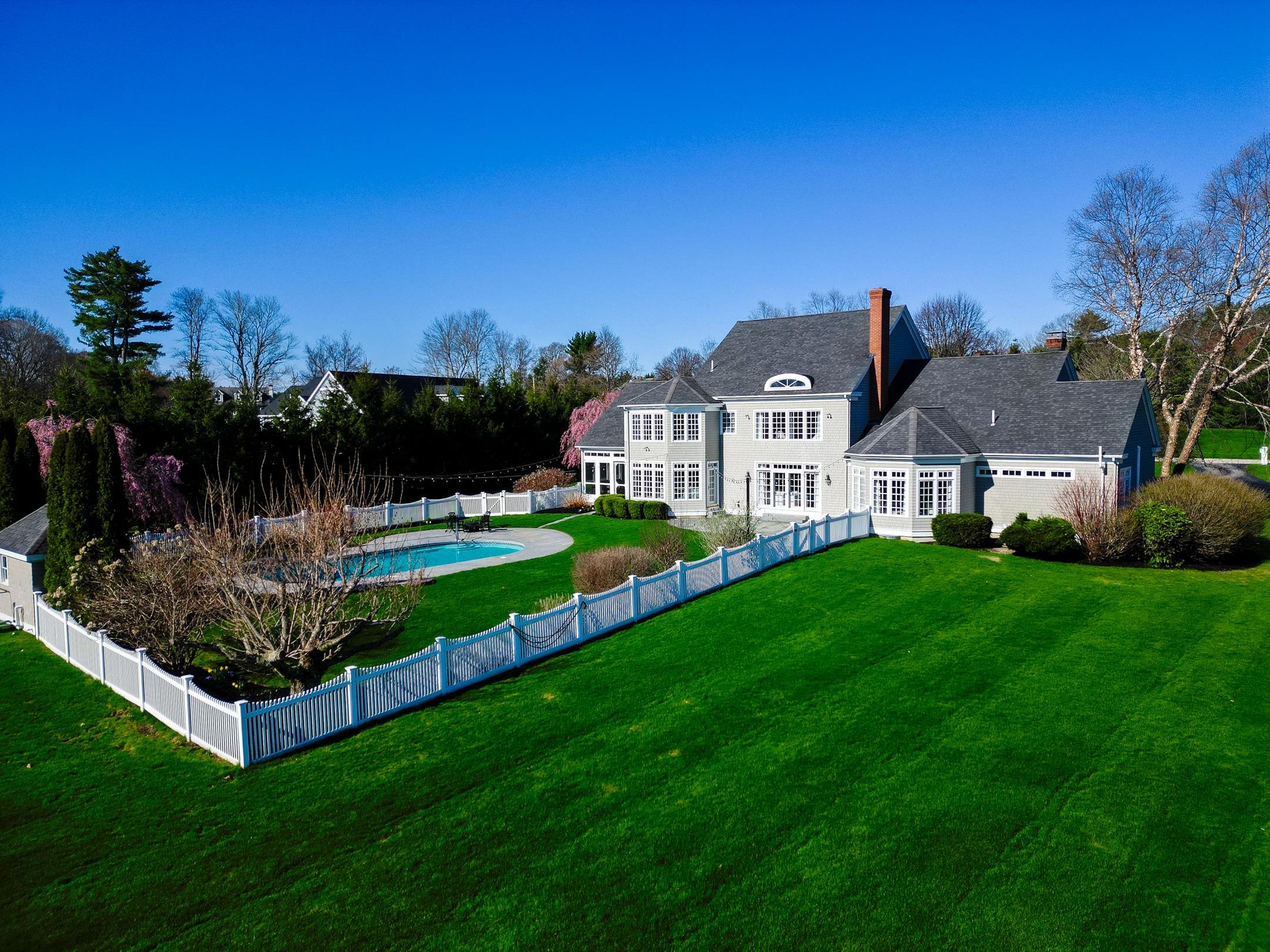 5 Cider Hill Rd, Hampton Falls, NH 03844