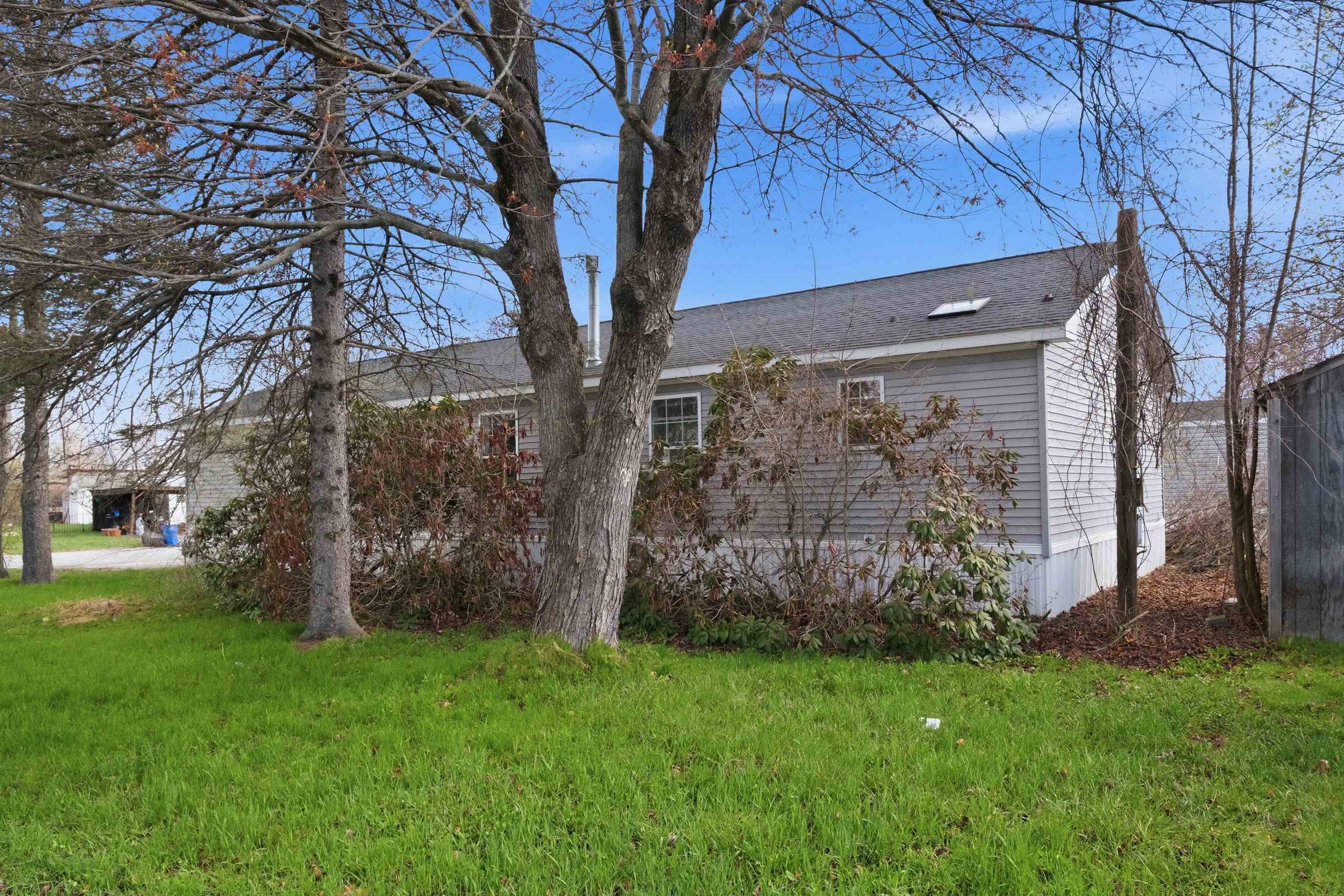 26 Hazel Dr, Concord, NH 03301