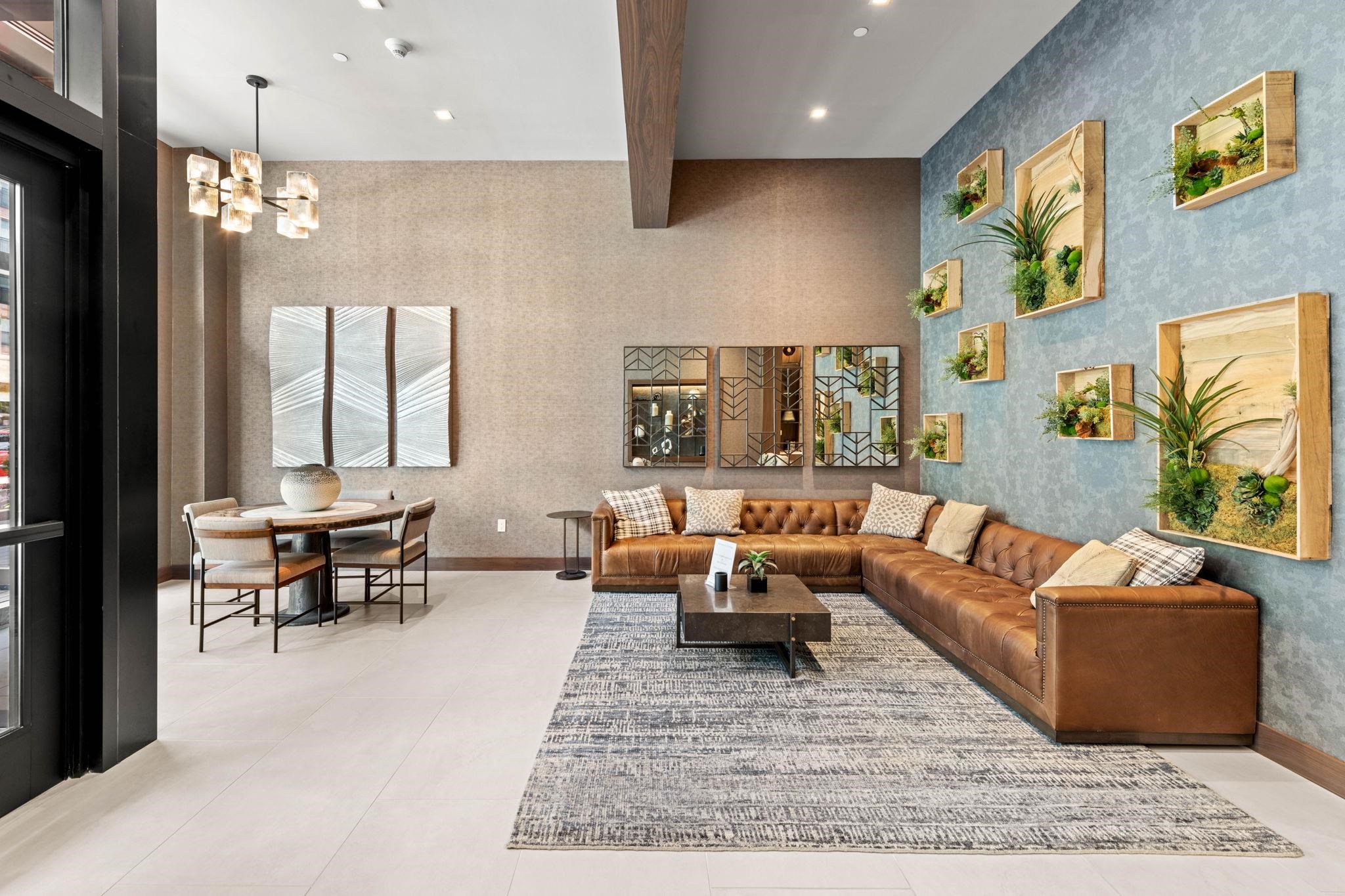 18 Artisan Dr, Salem, NH 03079