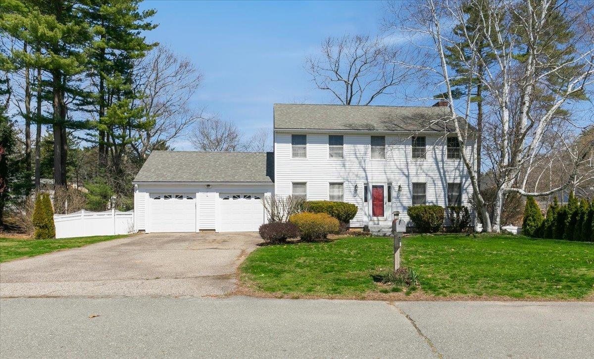 39 Norton Rd, Hampton, NH 03842