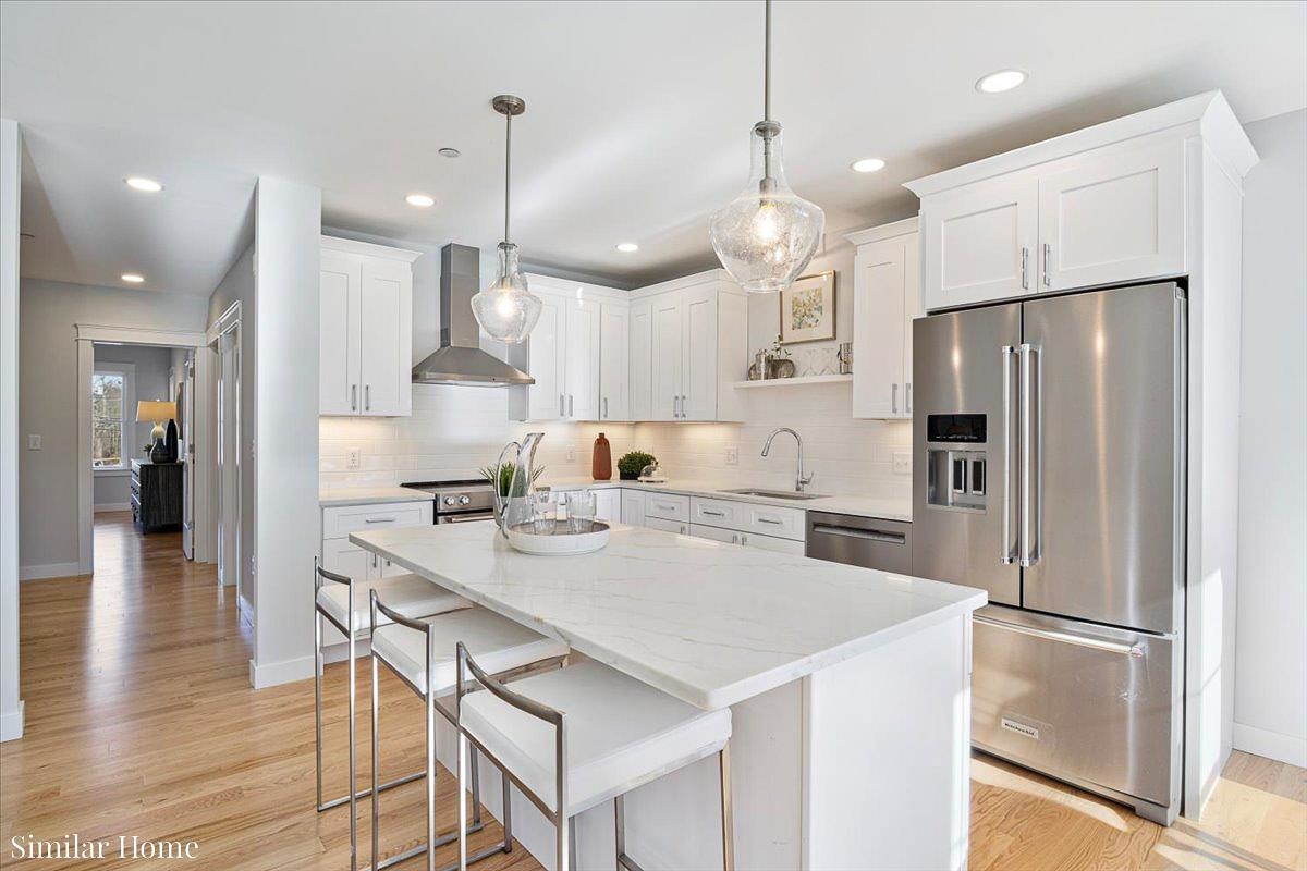 10 Stillwater Dr, Greenland, NH 03840