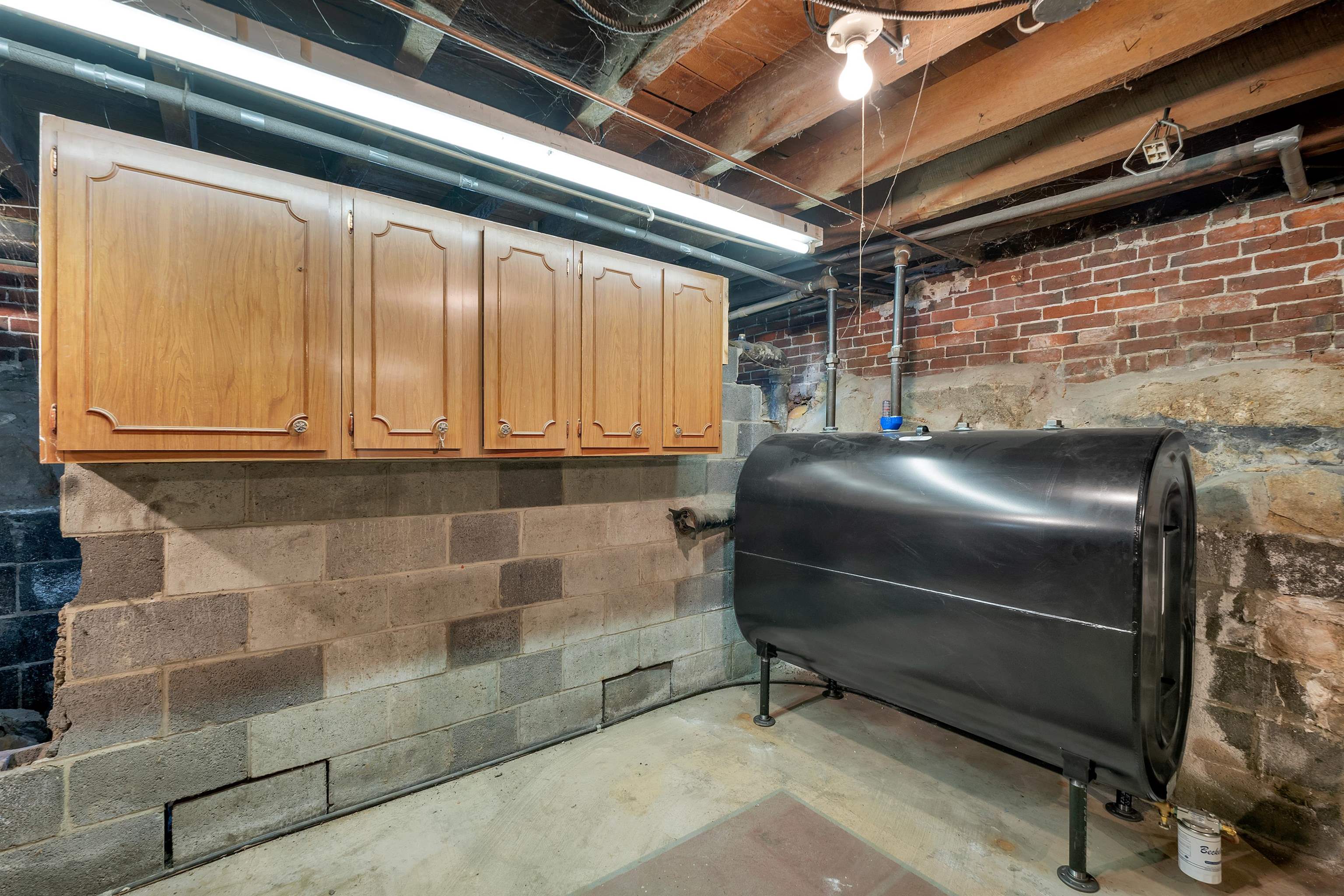 19 Church St, Alton, NH 03809