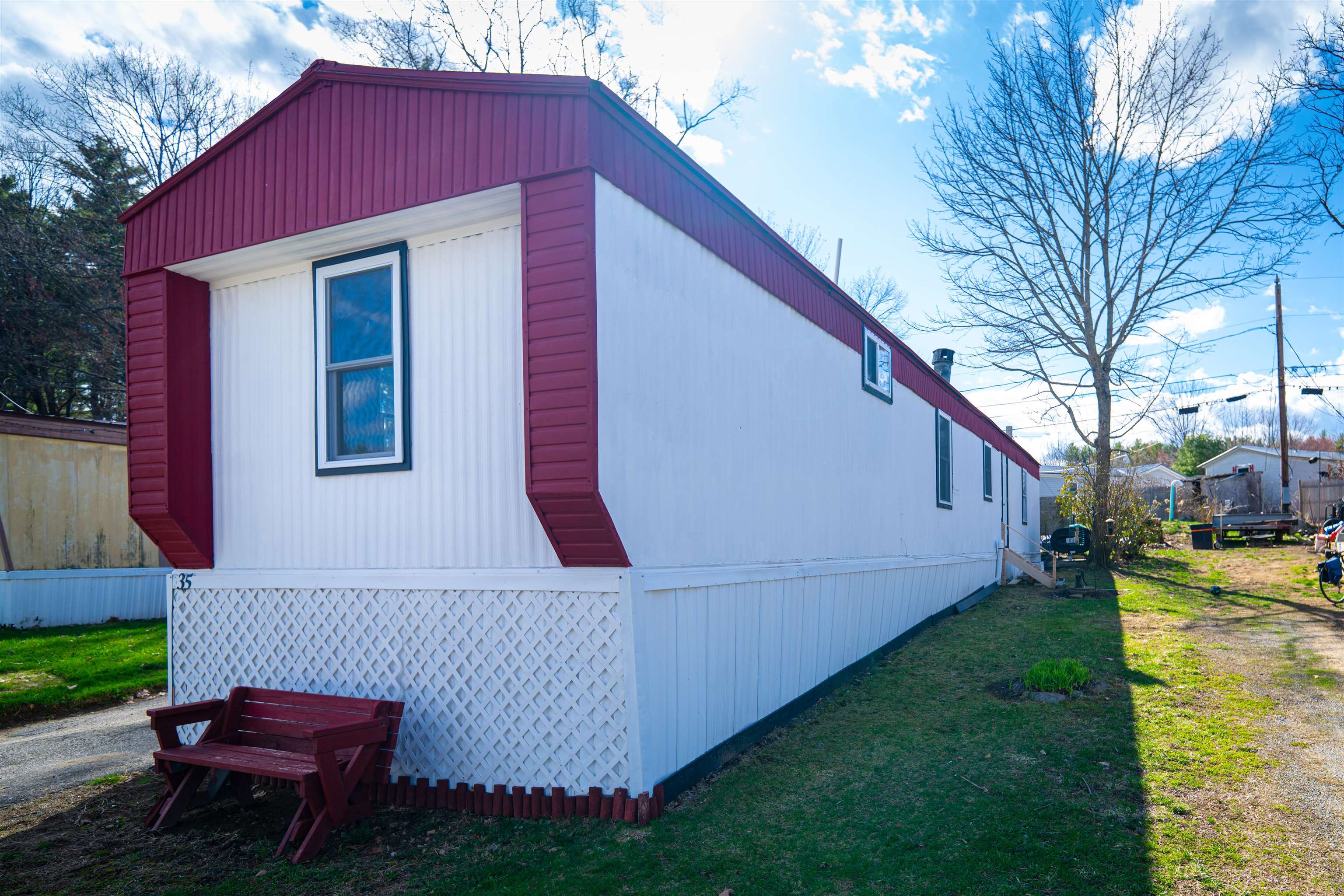 35 Northbrook Rd, Belmont, NH 03220