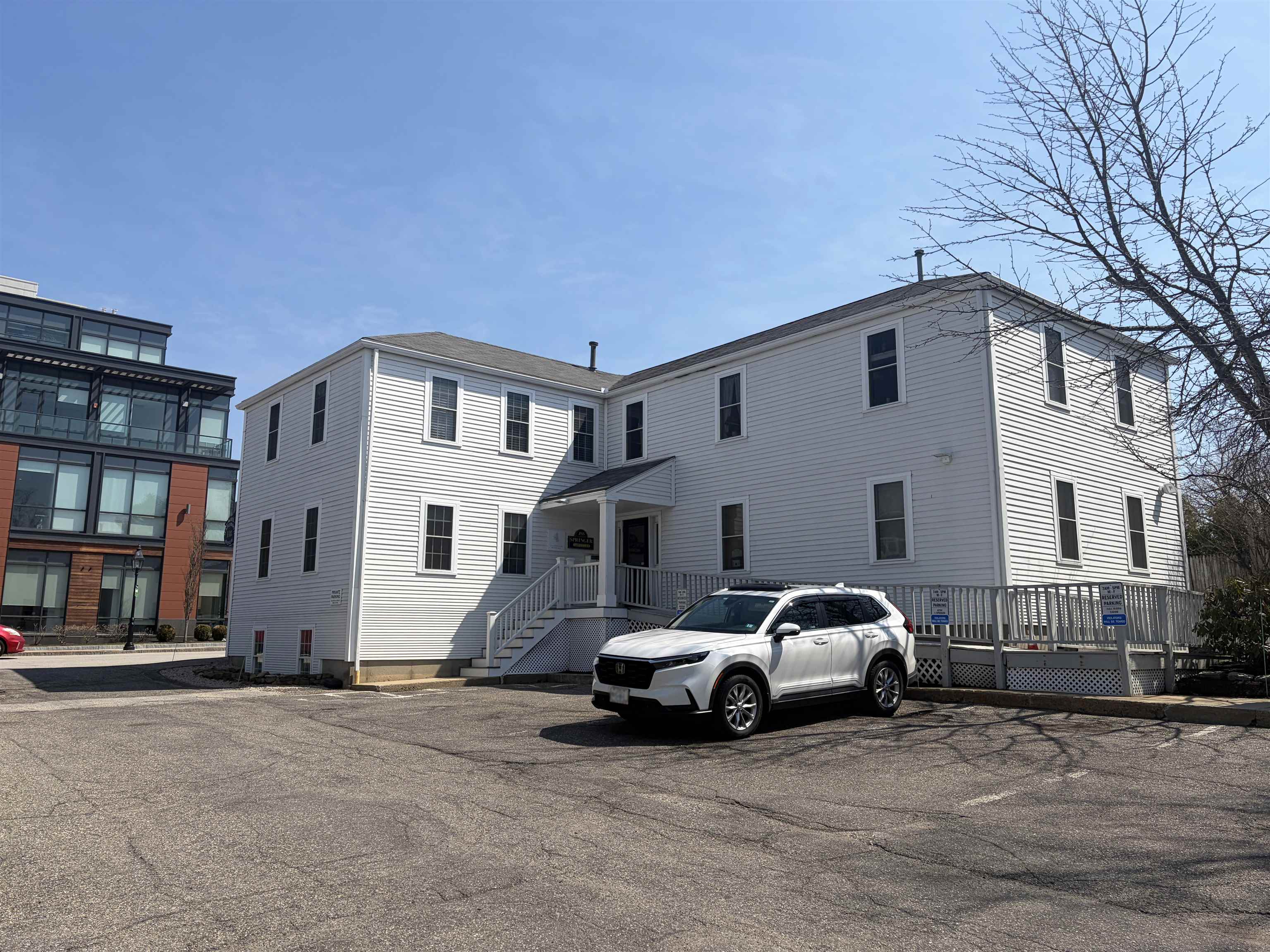 118 Maplewood Ave, Portsmouth, NH 03801