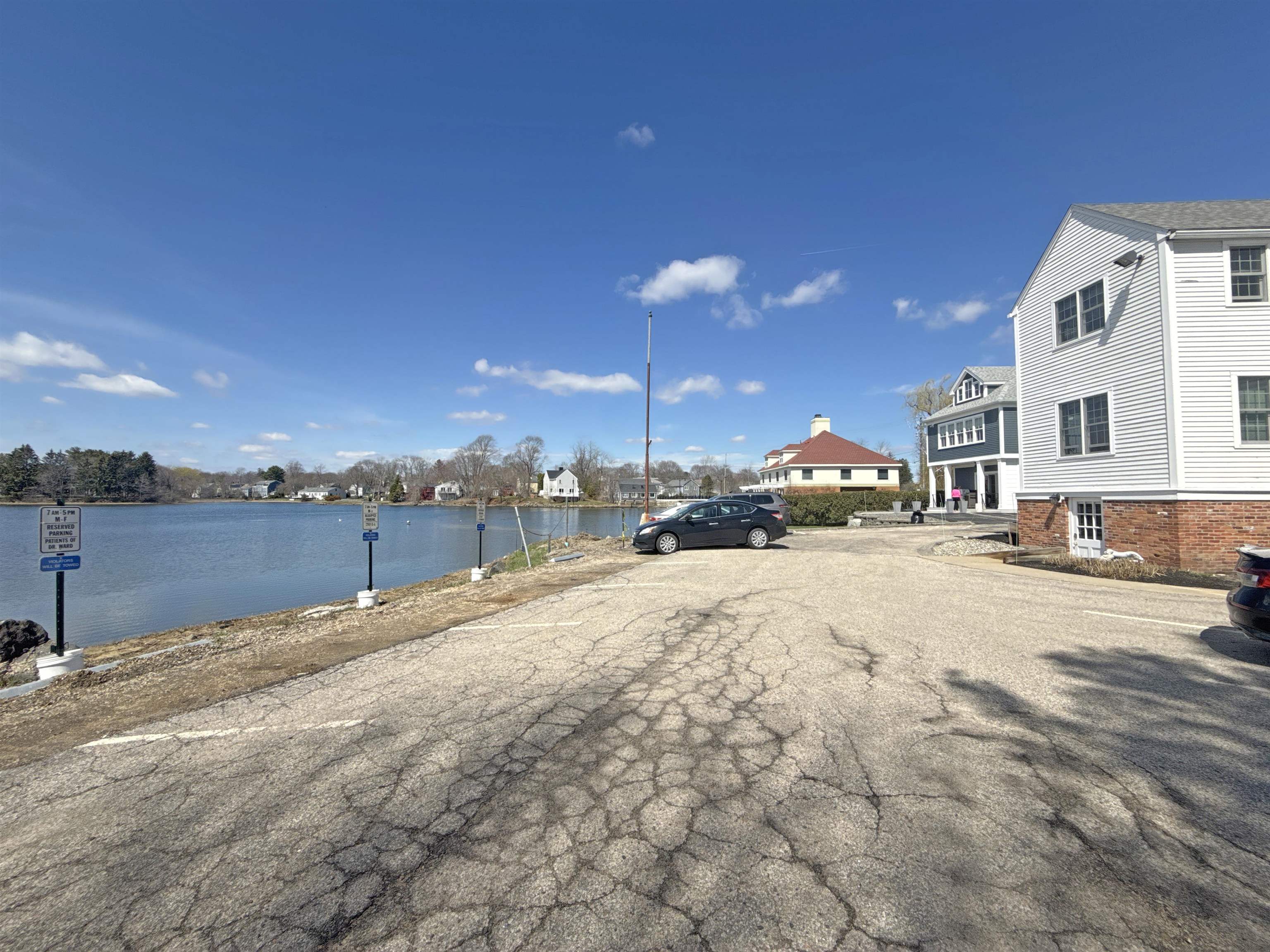 118 Maplewood Ave, Portsmouth, NH 03801