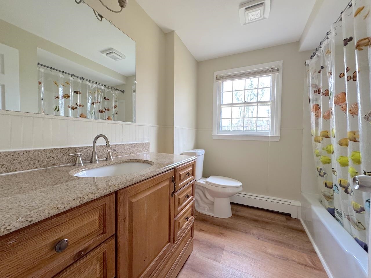 30 Highland St, Newton, NH 03858