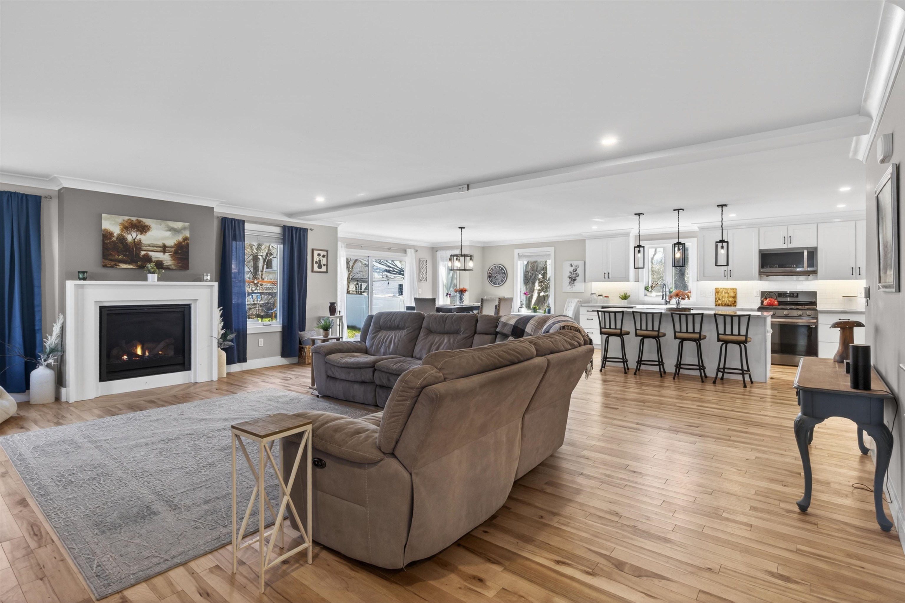 1 Rose St, Dover, NH 03820