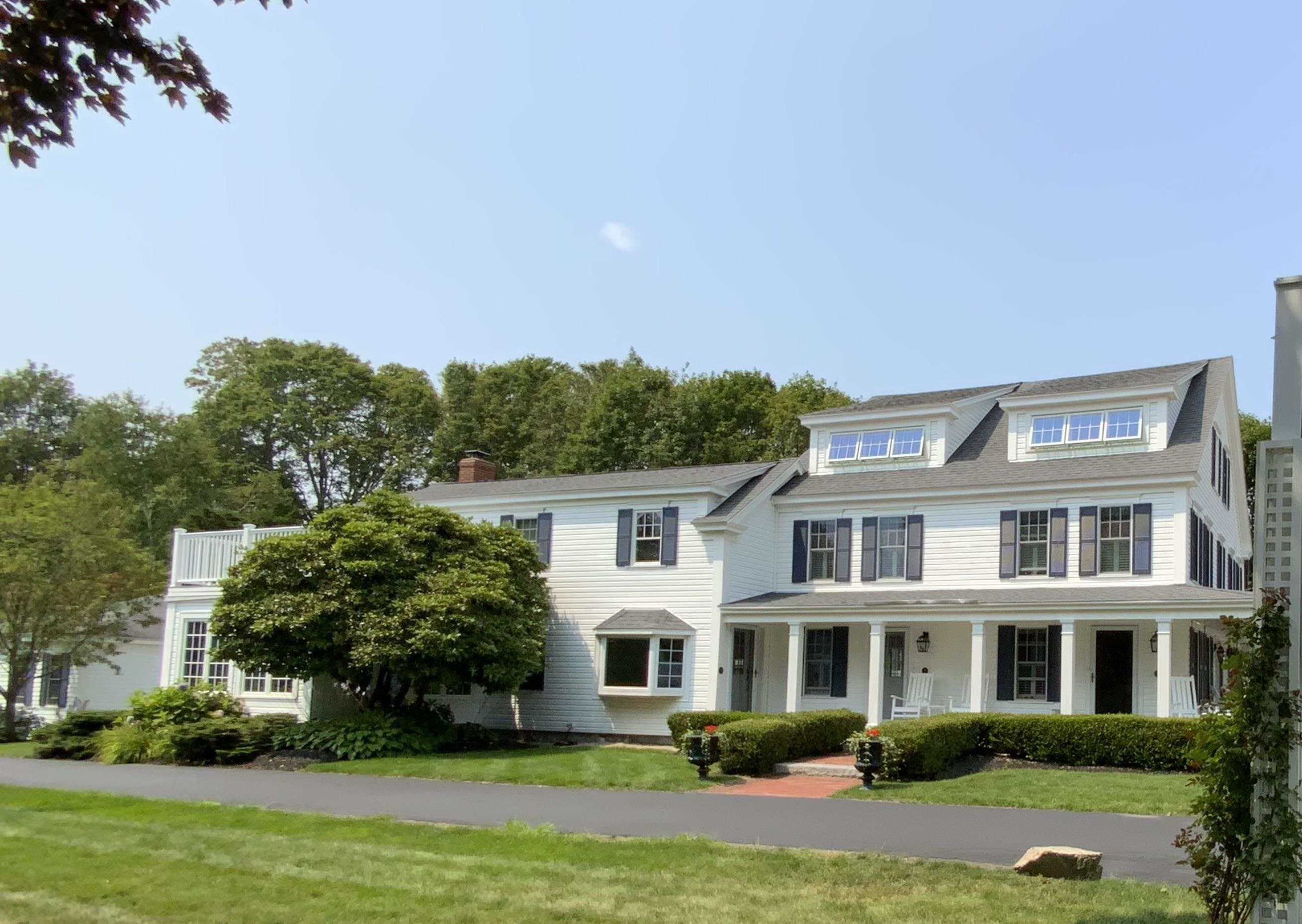 32 Cable Rd, Rye, NH 03870