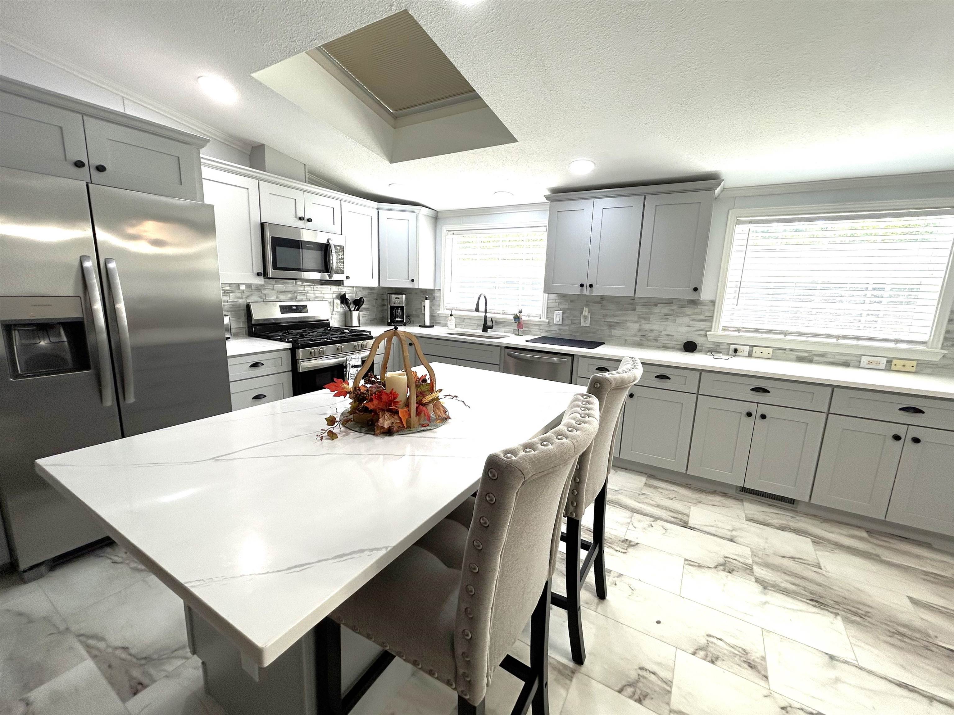 75 Hilton Ave, Exeter, NH 03833