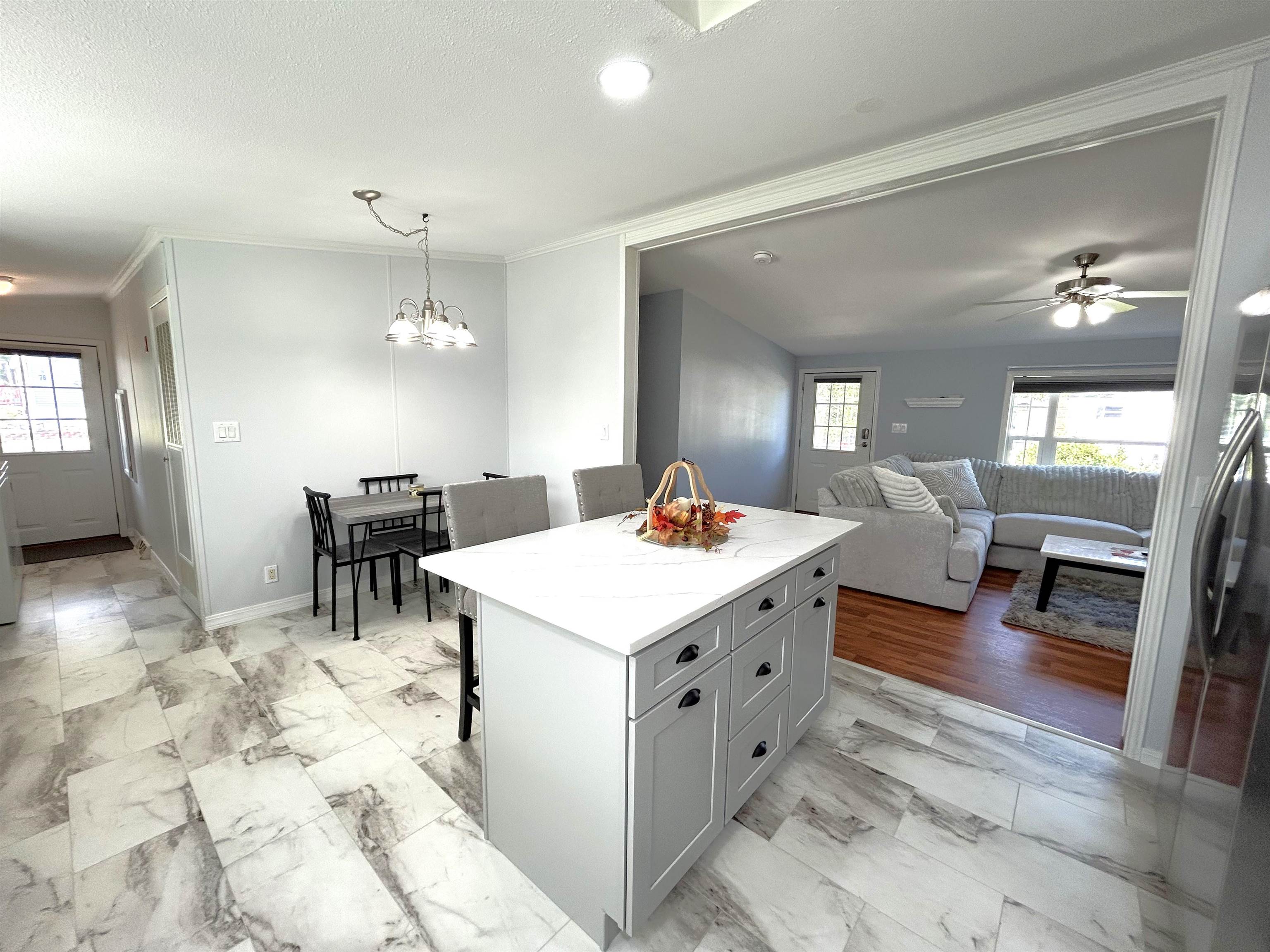 75 Hilton Ave, Exeter, NH 03833