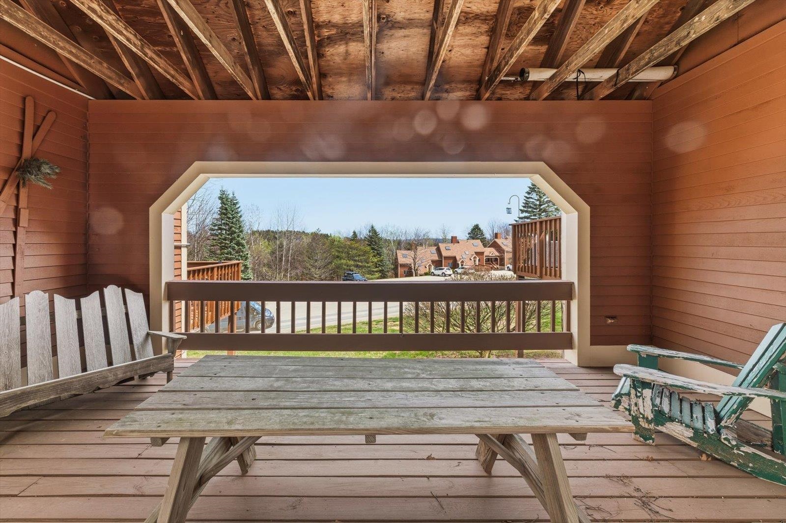 10 Onset Rd, Bennington, NH 03442