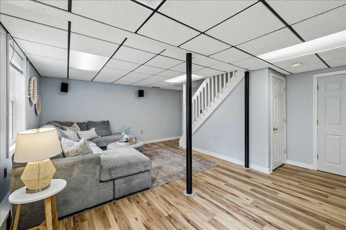 12 Butterfield Ln, Bedford, NH 03110