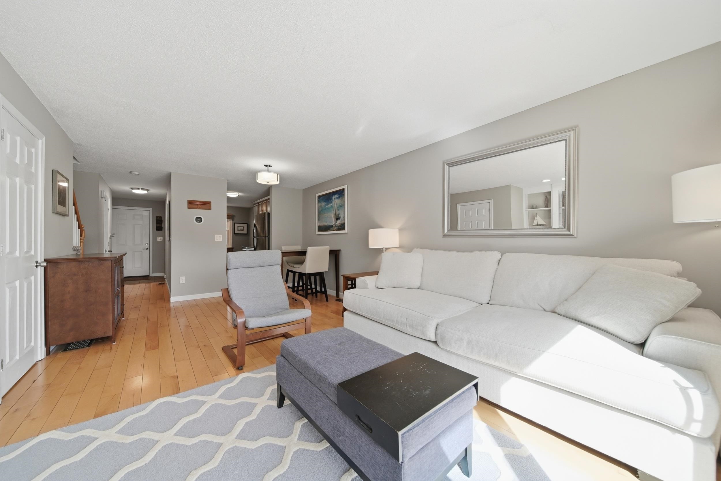 424 Fox Hollow Way, Manchester, NH 03104