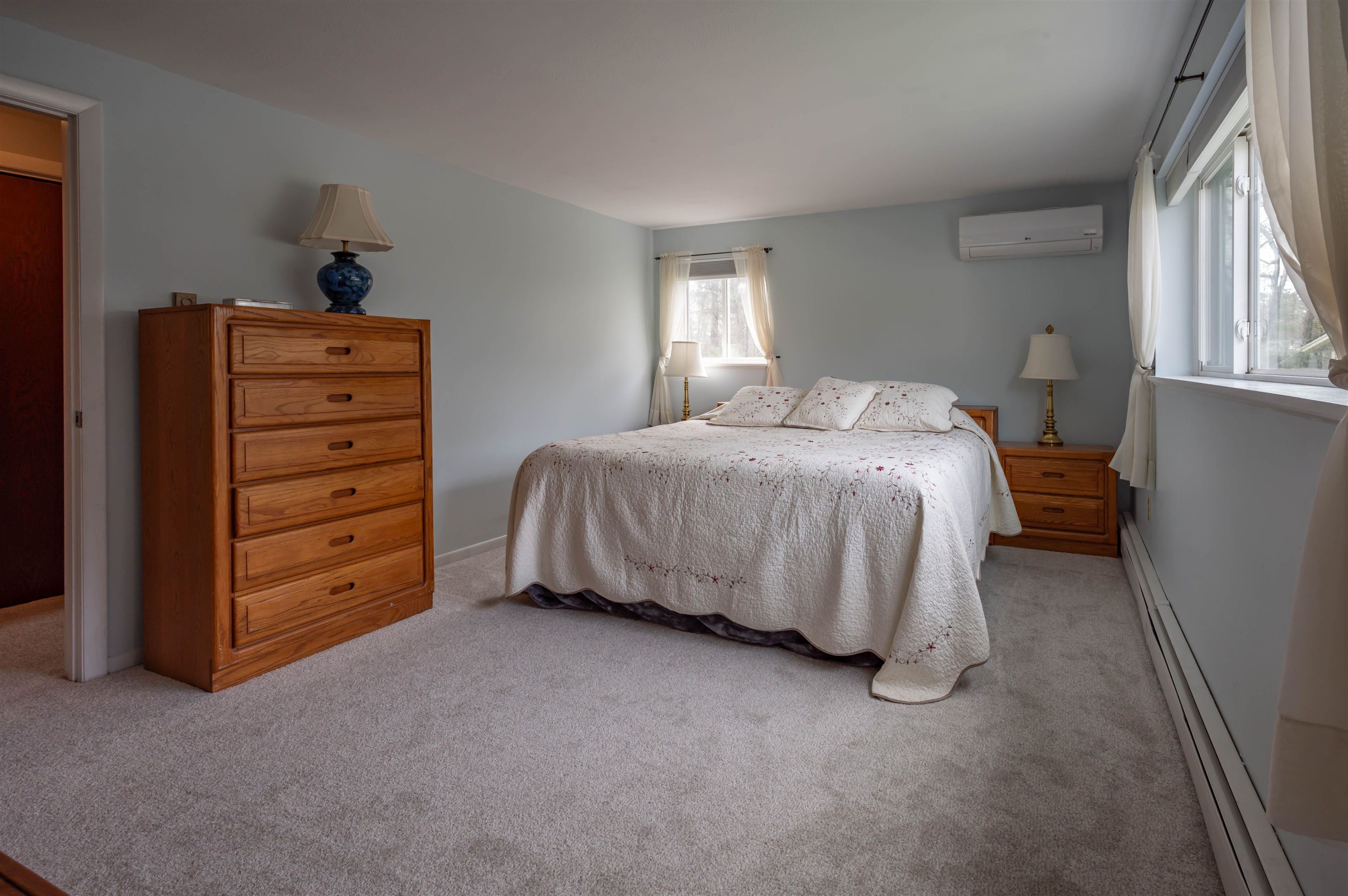 14 Olympia Cir, Nashua, NH 03062