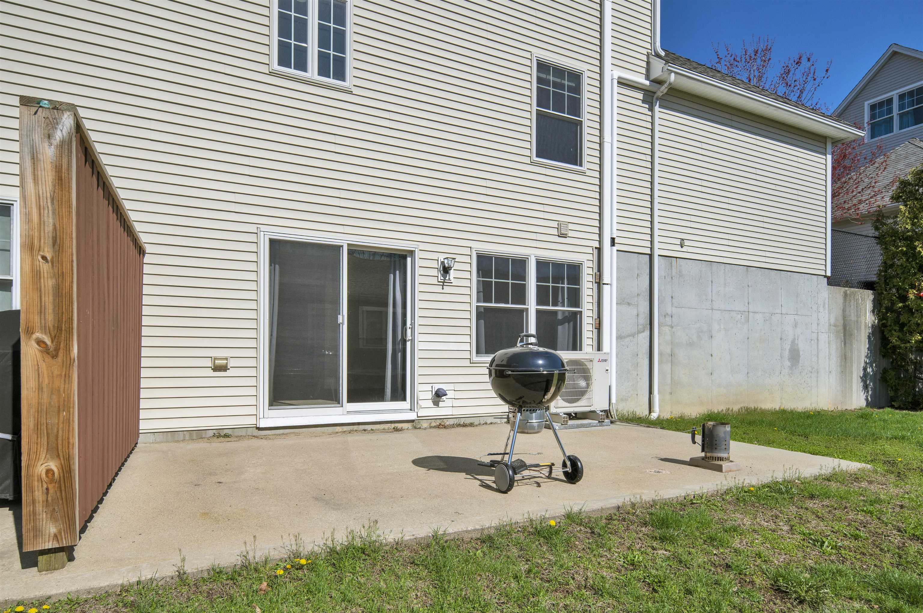 20 Gagne St, Rochester, NH 03867