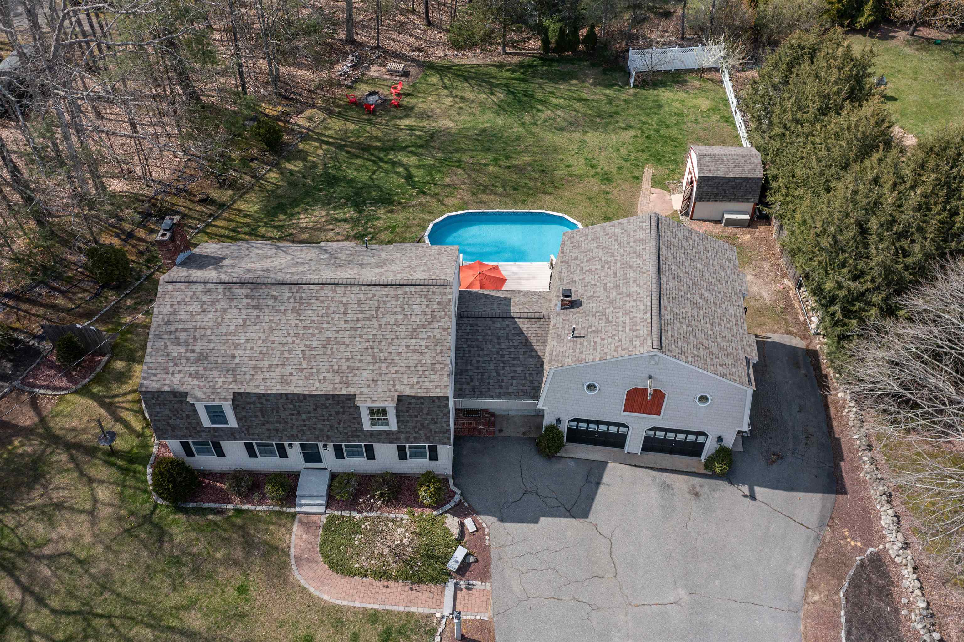 18 Smith Corner Rd, Plaistow, NH 03865