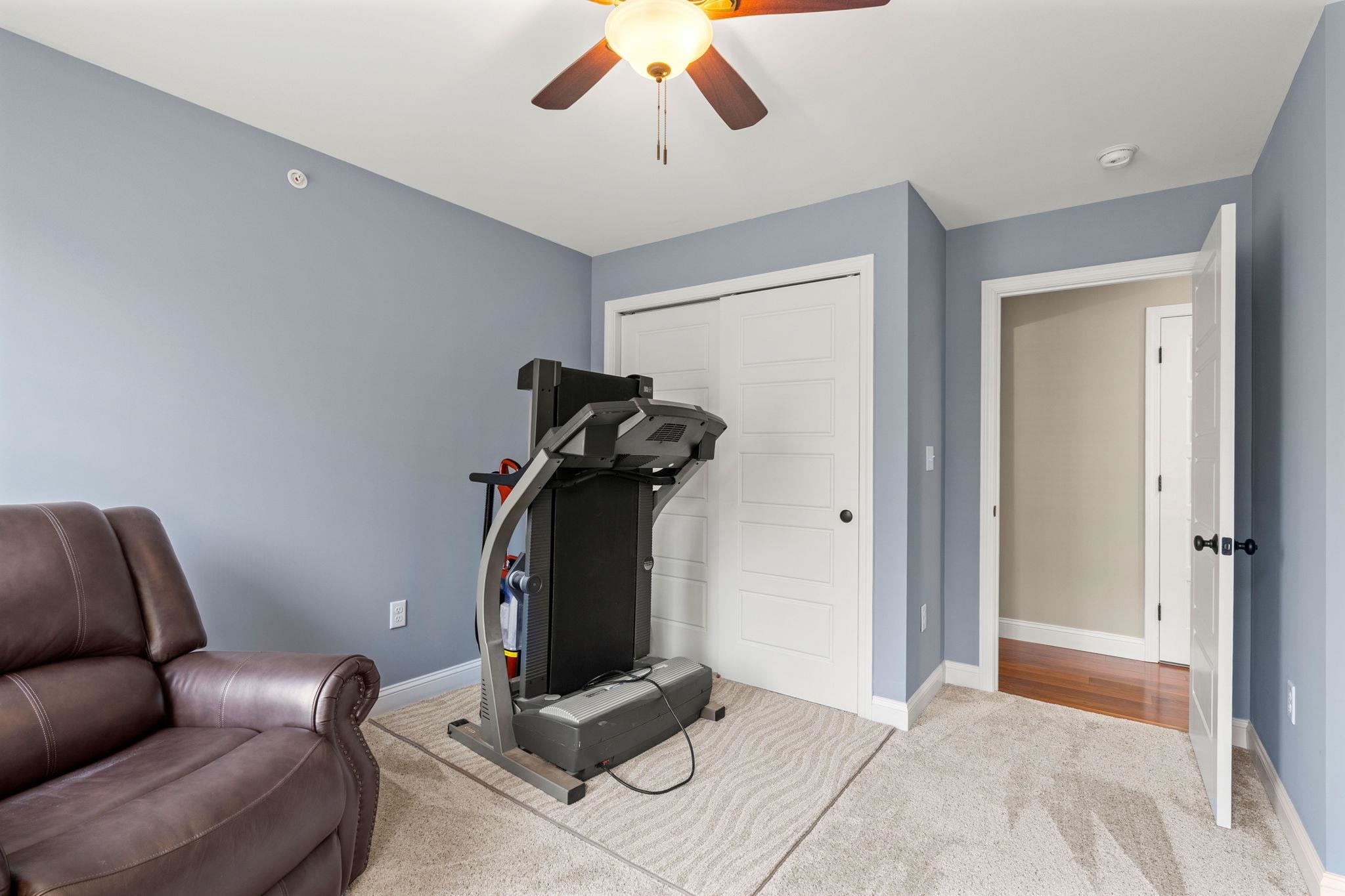 71 Haverhill Rd, Salem, NH 03079