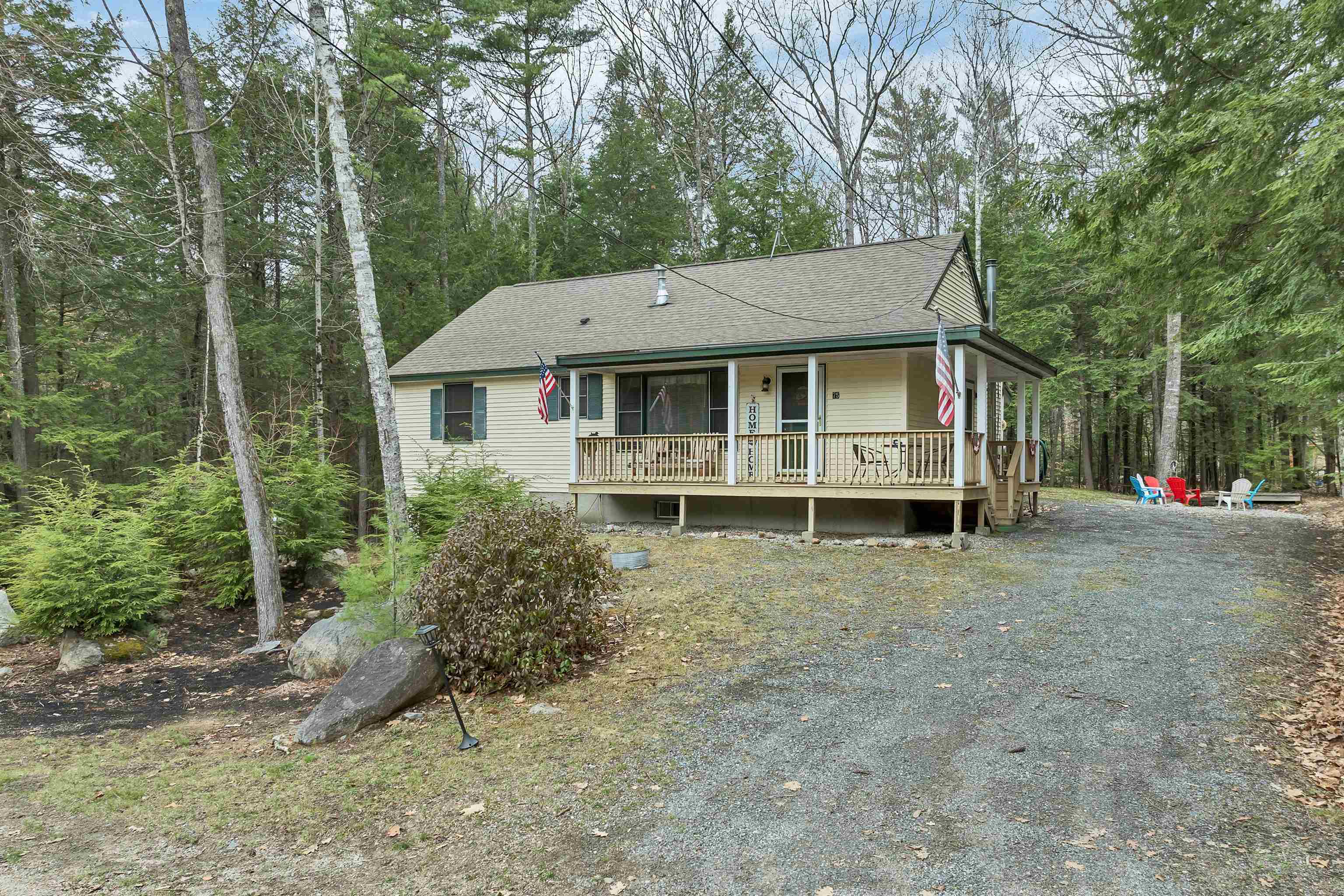 75 Cannes St, Moultonborough, NH 03254