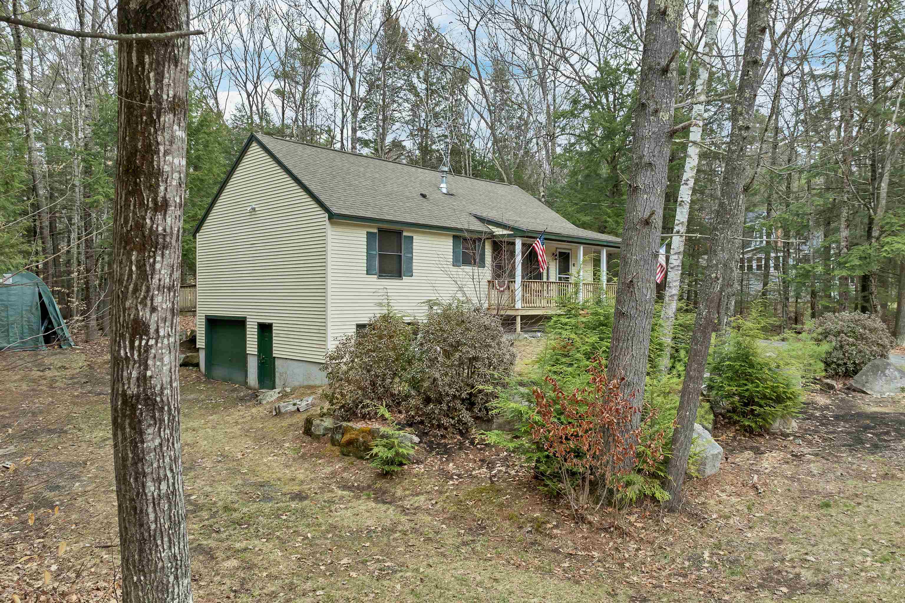 75 Cannes St, Moultonborough, NH 03254
