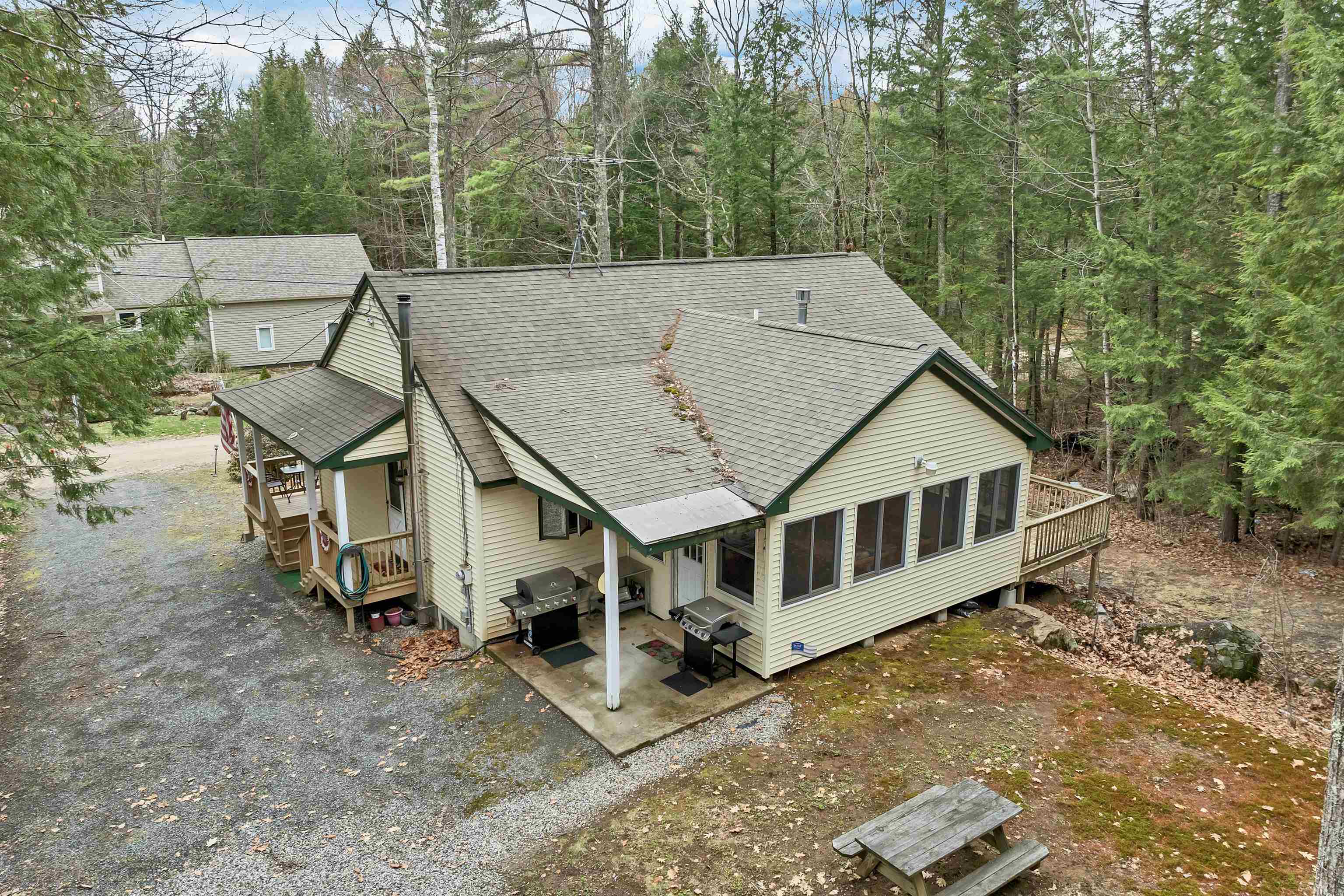 75 Cannes St, Moultonborough, NH 03254