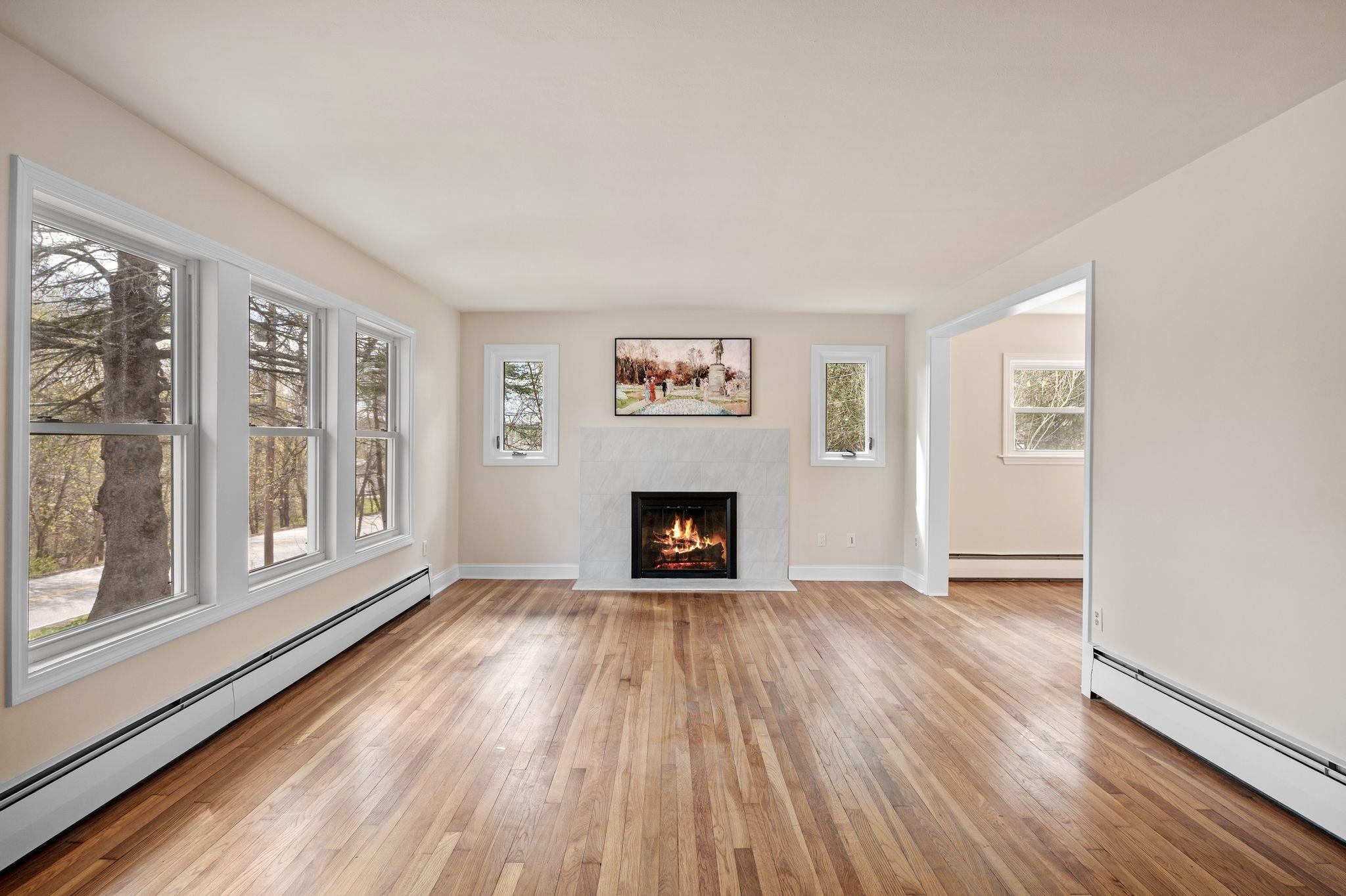 282 Wallace Rd, Bedford, NH 03110