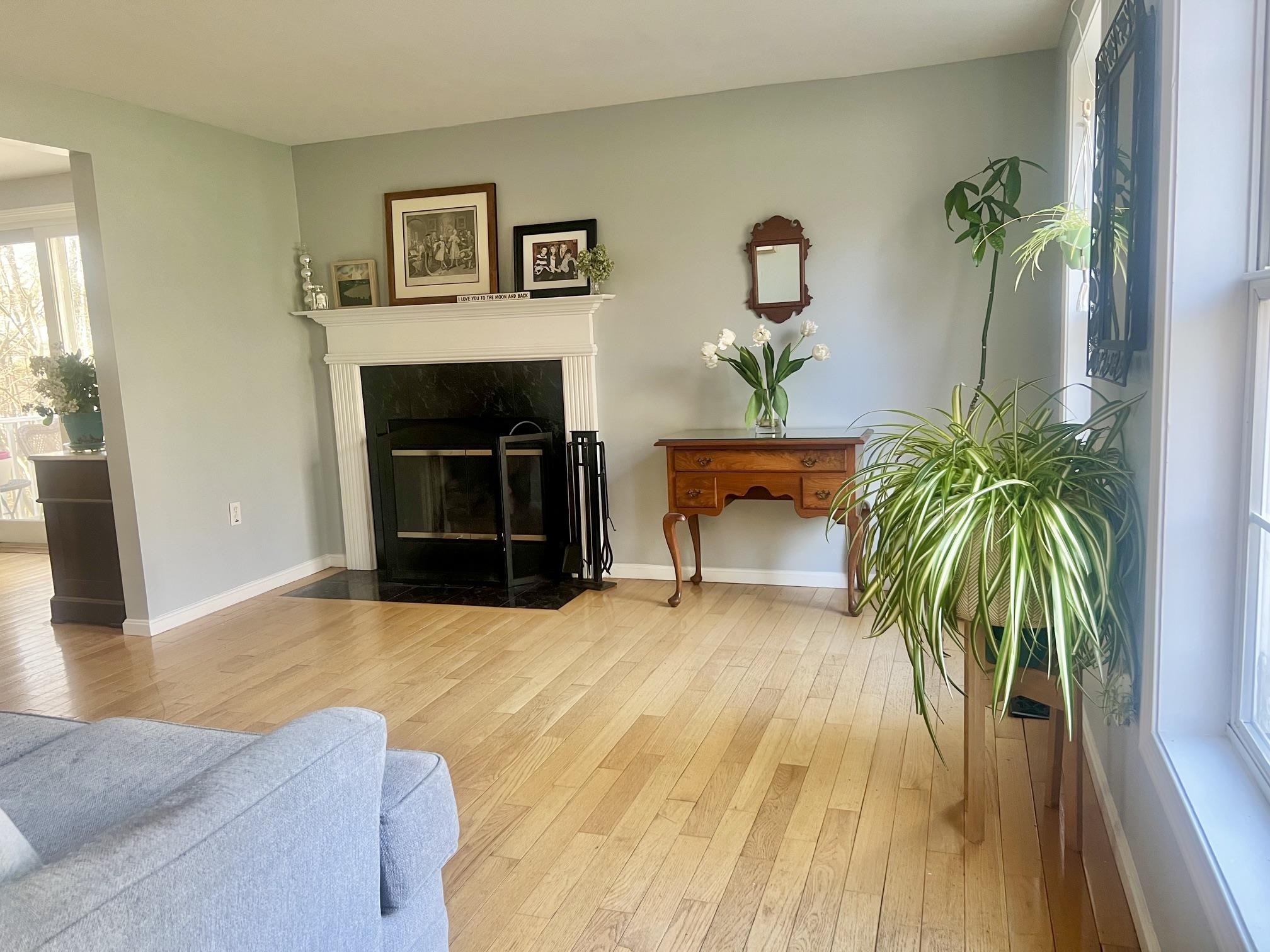 255 Stable Rd, Milford, NH 03055