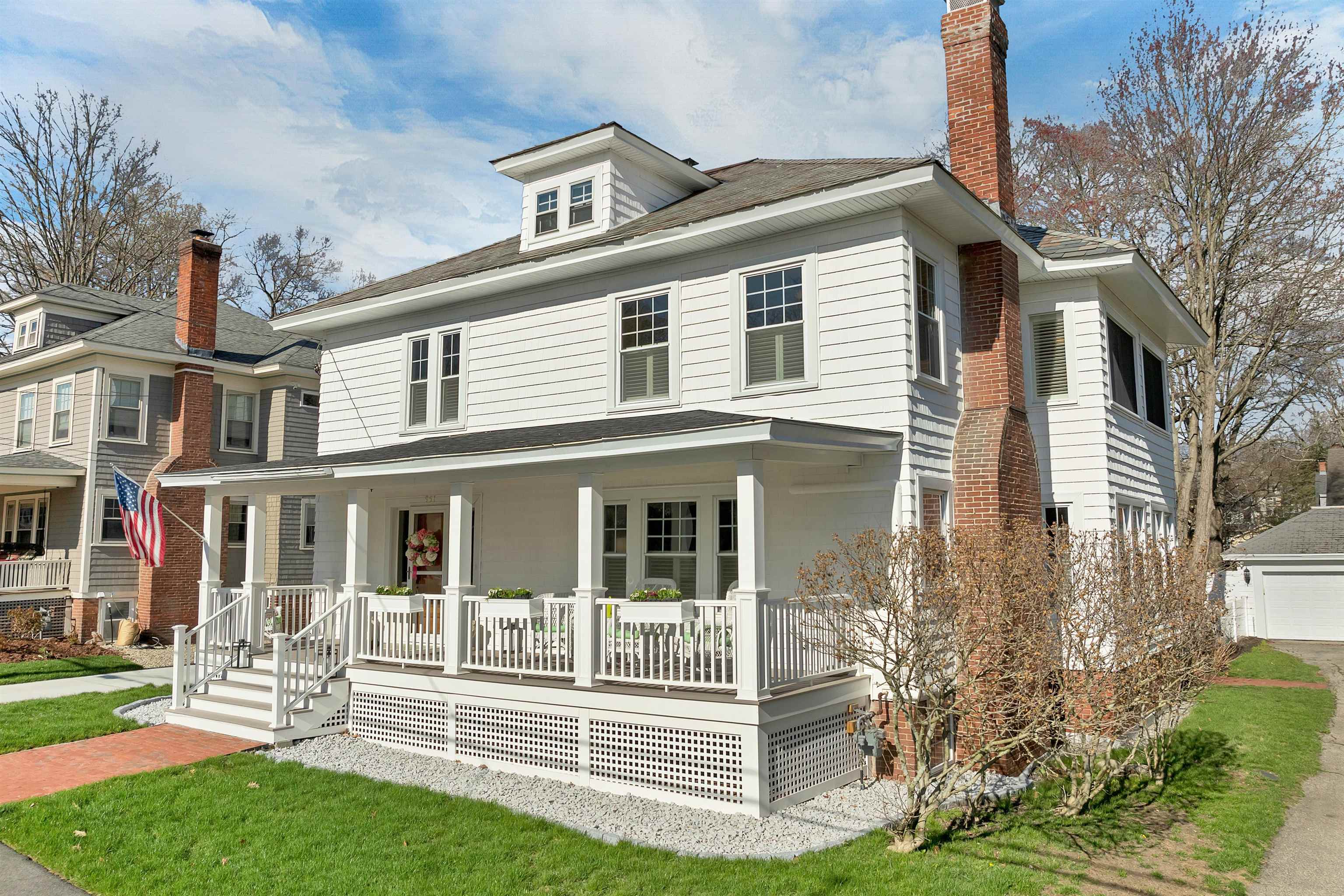 951 Chestnut St, Manchester, NH 03104