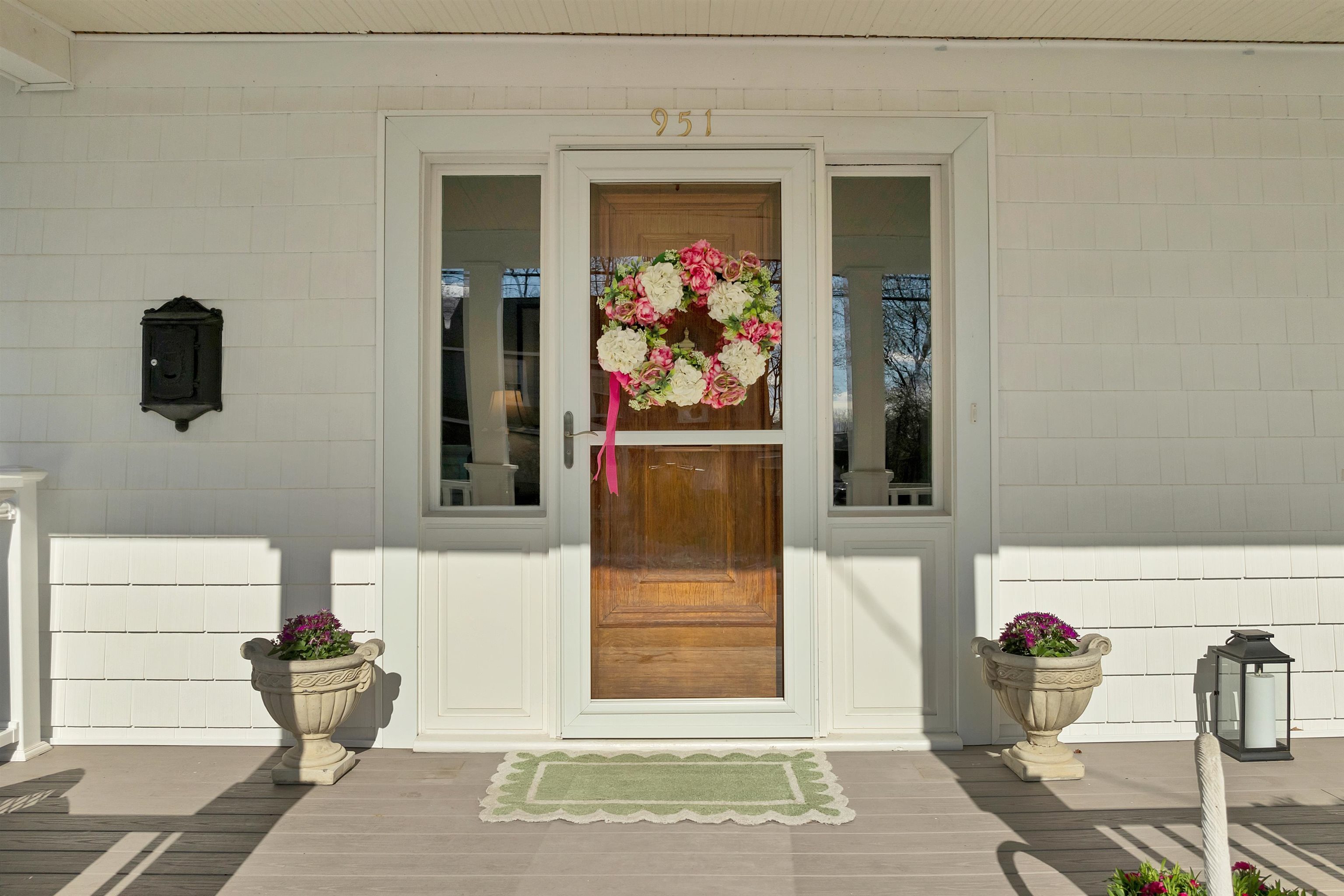 951 Chestnut St, Manchester, NH 03104