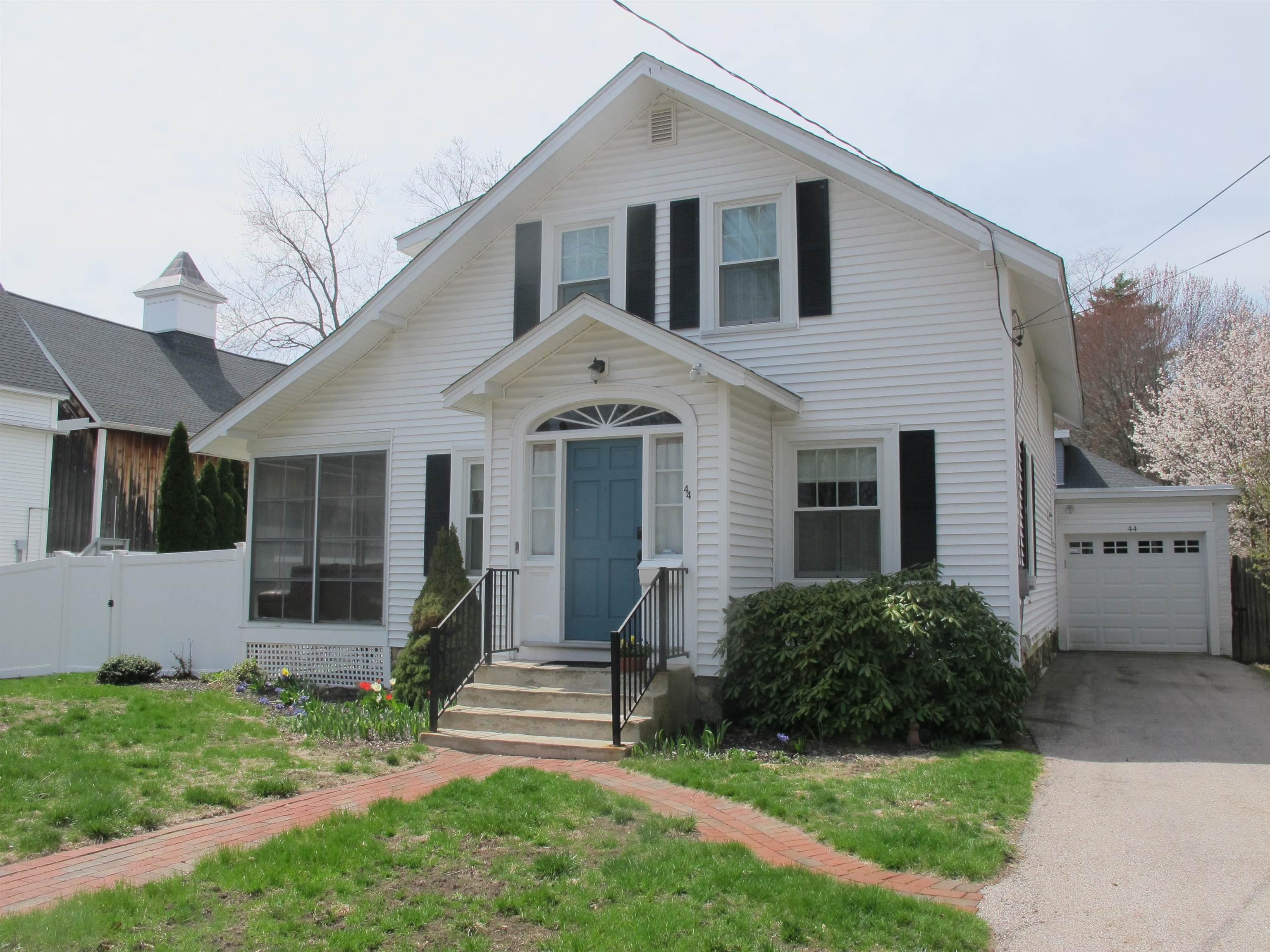 Manchester NH&nbsp;Home for sale $$499,900 $341 per sq.ft.