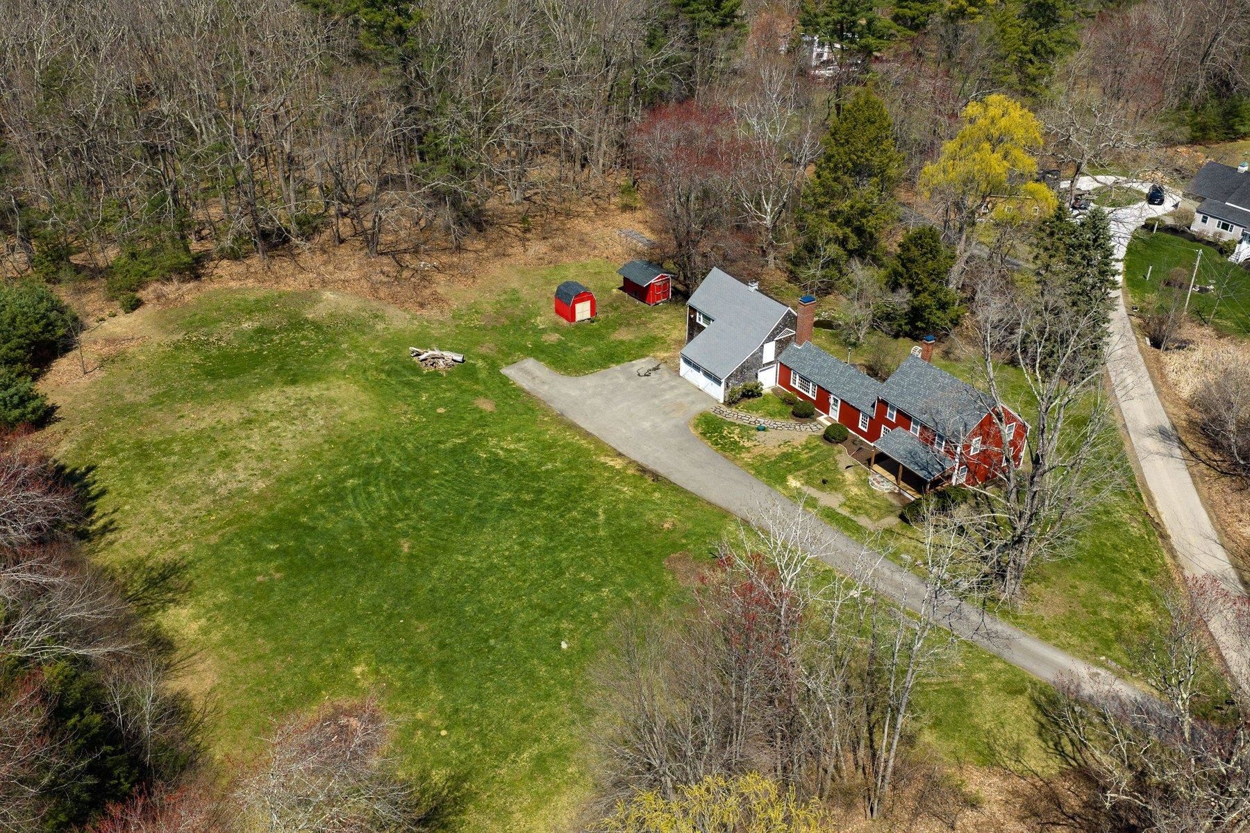 16 Marsh Ln, Hampton Falls, NH 03844