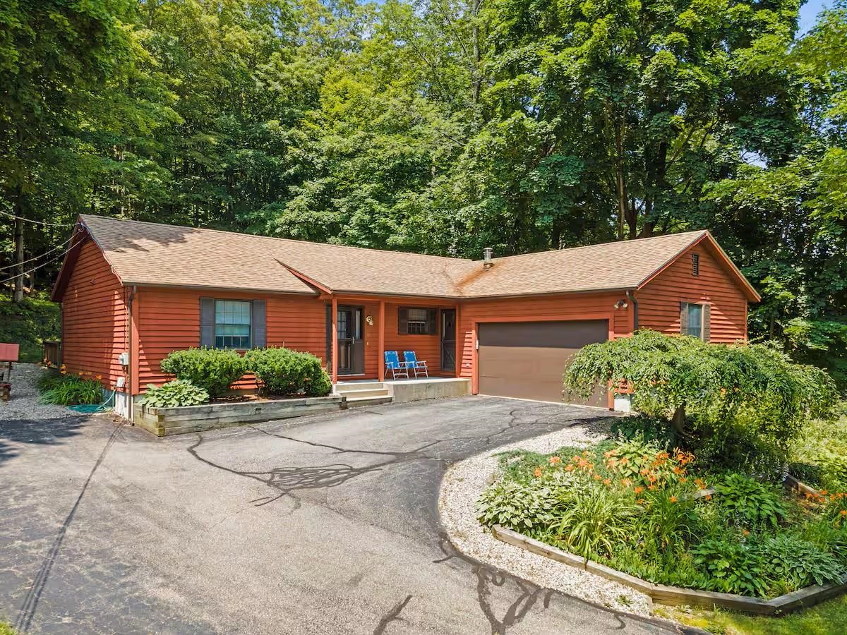 15 Kelsea Avenue — photo 1