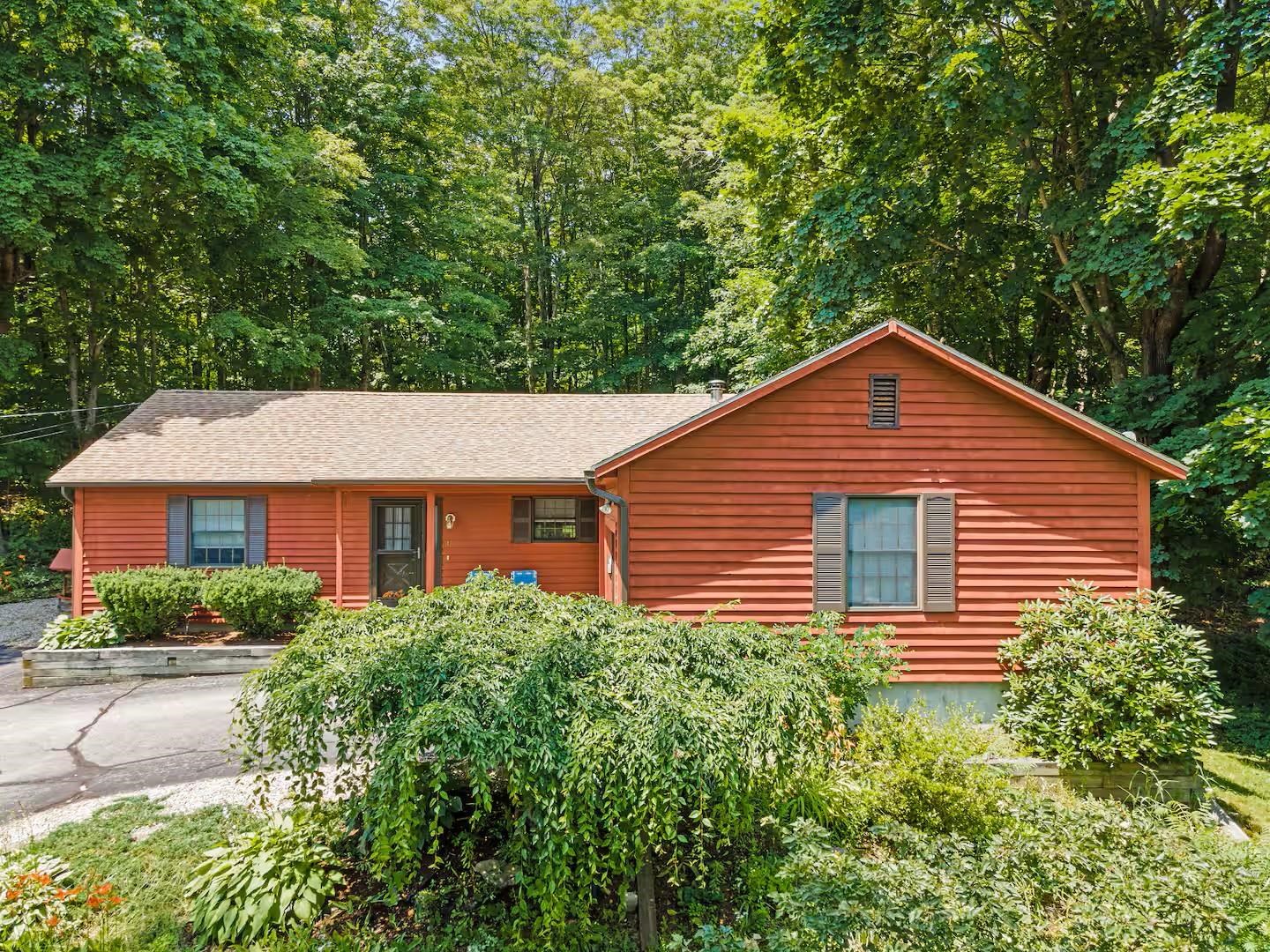 15 Kelsea Avenue — photo 2