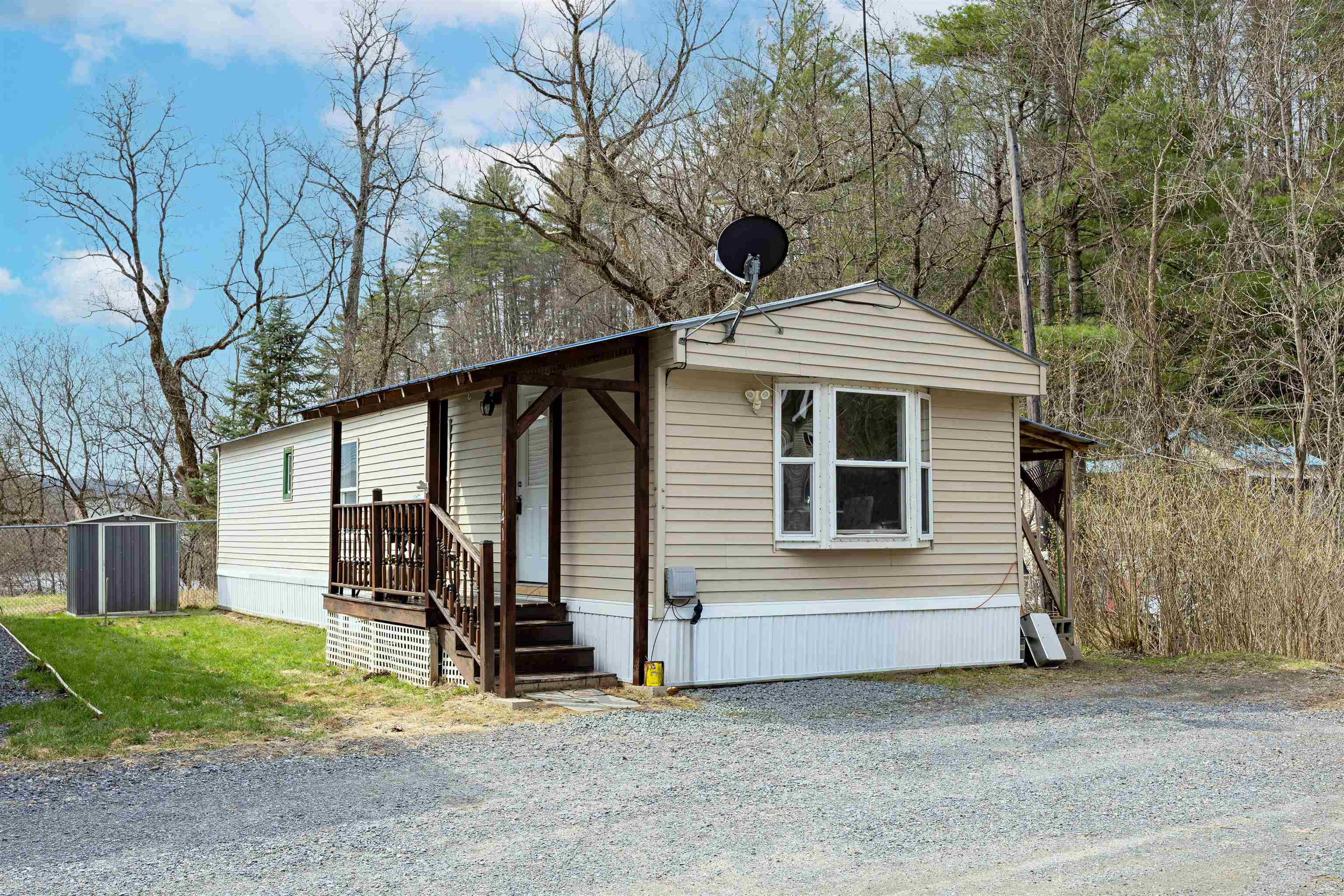 St. Johnsbury VT&nbsp;Home for sale $$80,000 $102 per sq.ft.