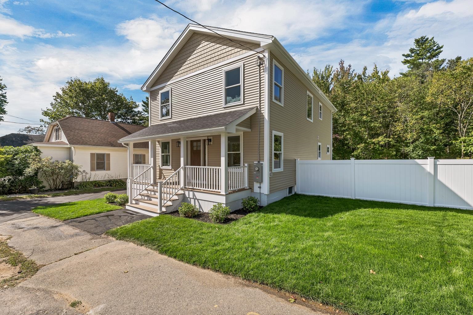 60 Horne St, Dover, NH 03820