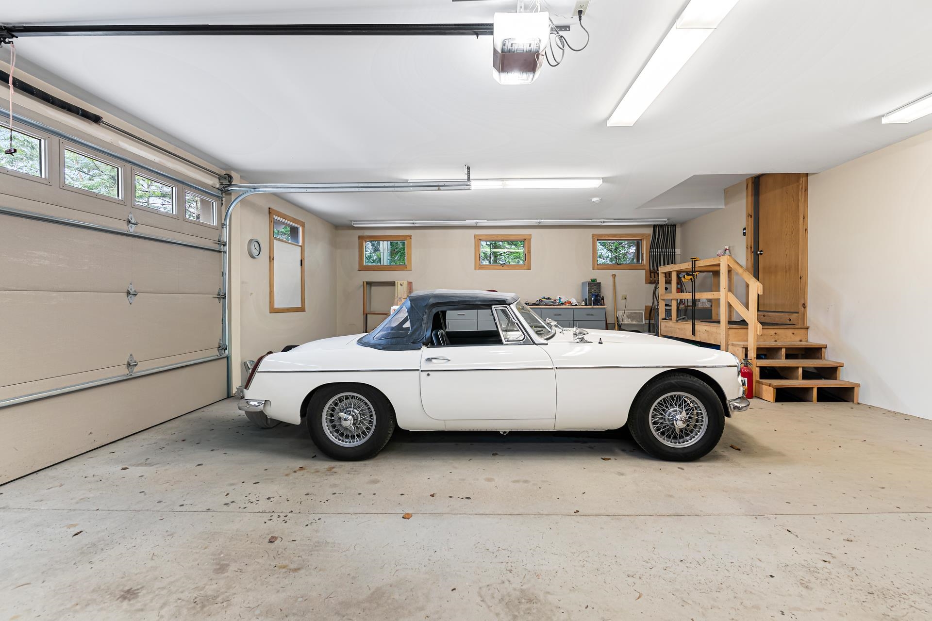 5 Alpine Vi, Grantham, NH 03753