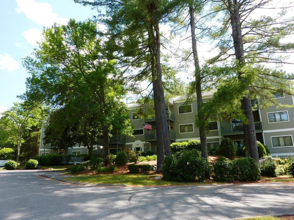 45 Dogwood Dr, Nashua, NH 03062