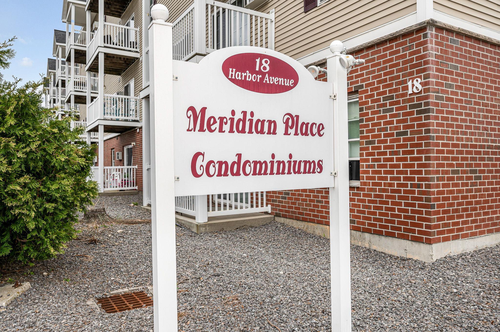 18 Harbor Ave, Nashua, NH 03060