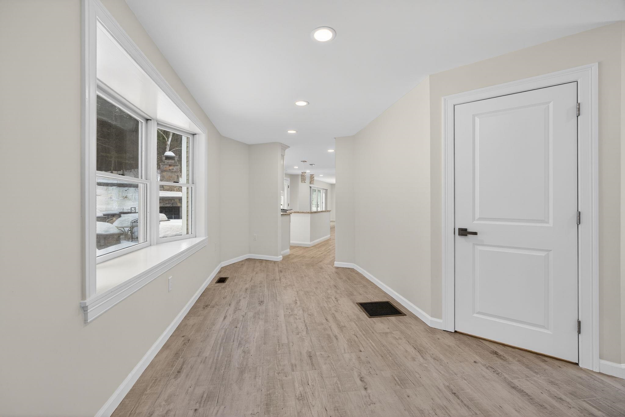 166 Londonderry Rd, Windham, NH 03087