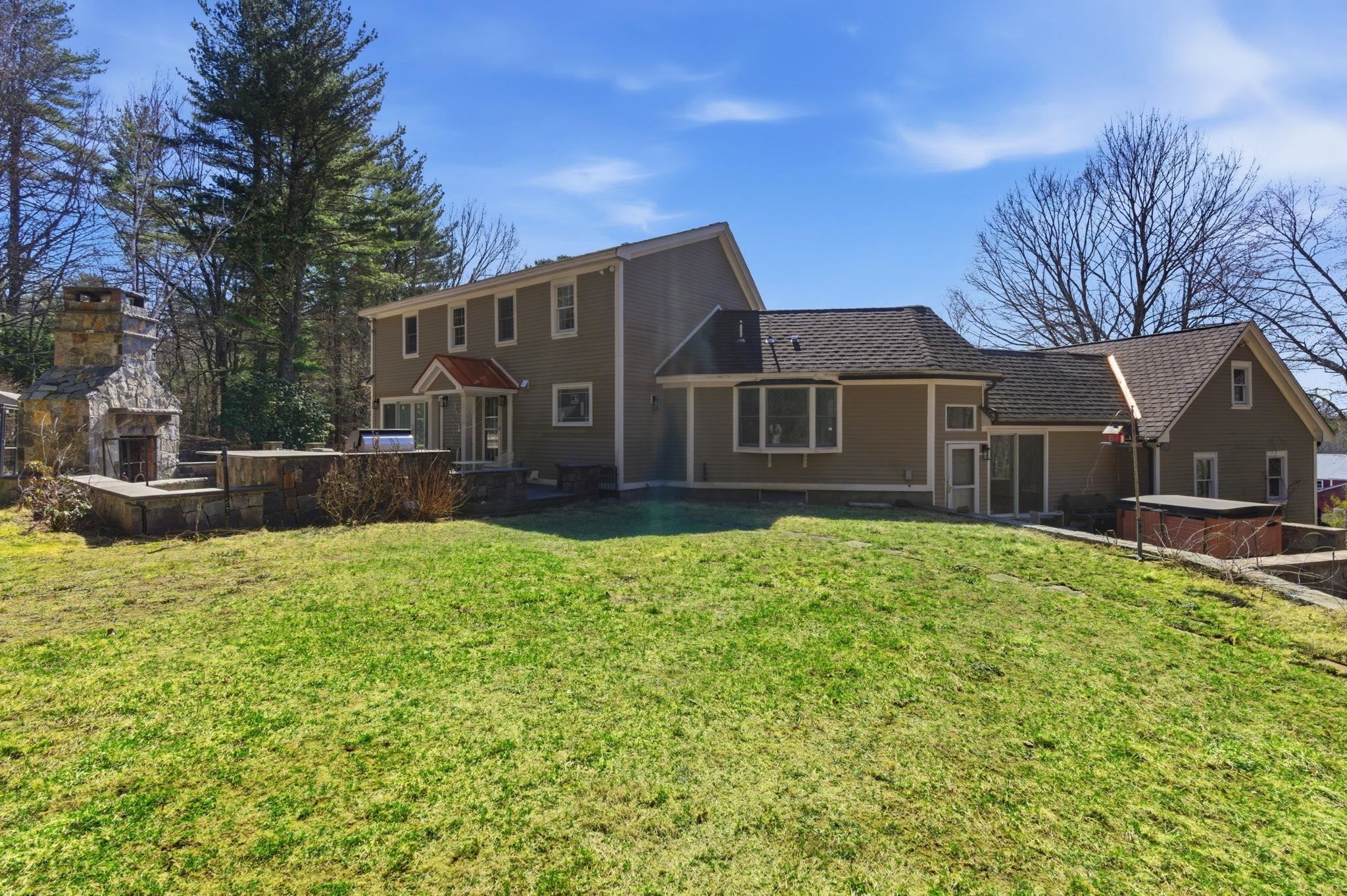 166 Londonderry Rd, Windham, NH 03087