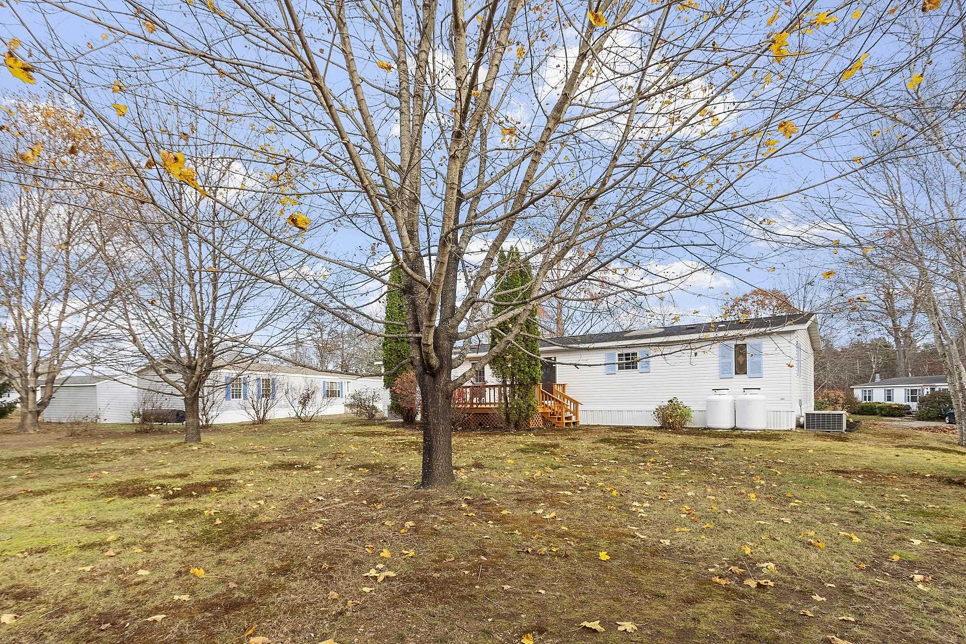 53 Oak Dr, North Hampton, NH 03862