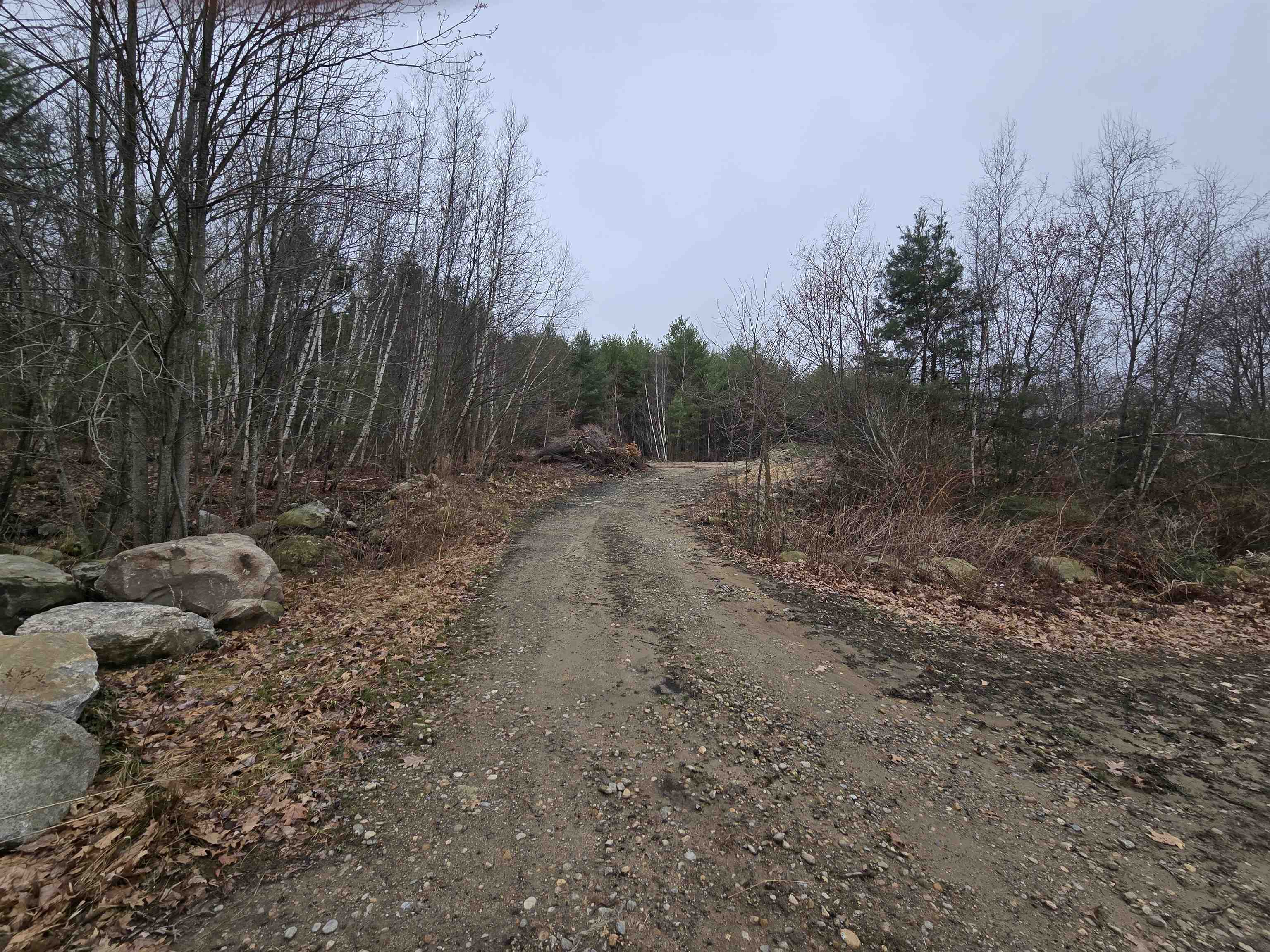 192 Londonderry Turnpike, Hooksett, NH 03106