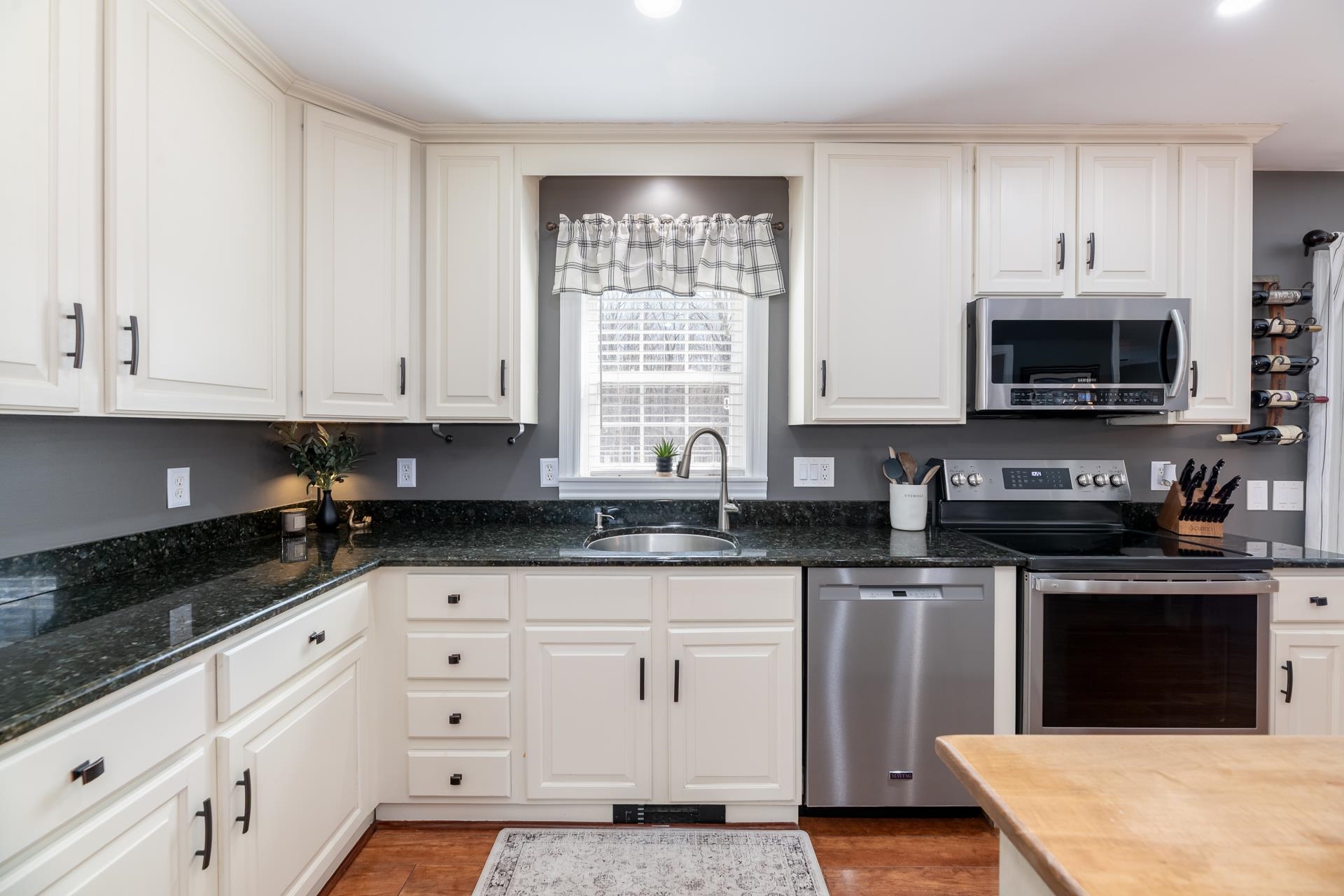 67 Bedford Ave, Gilford, NH 03249