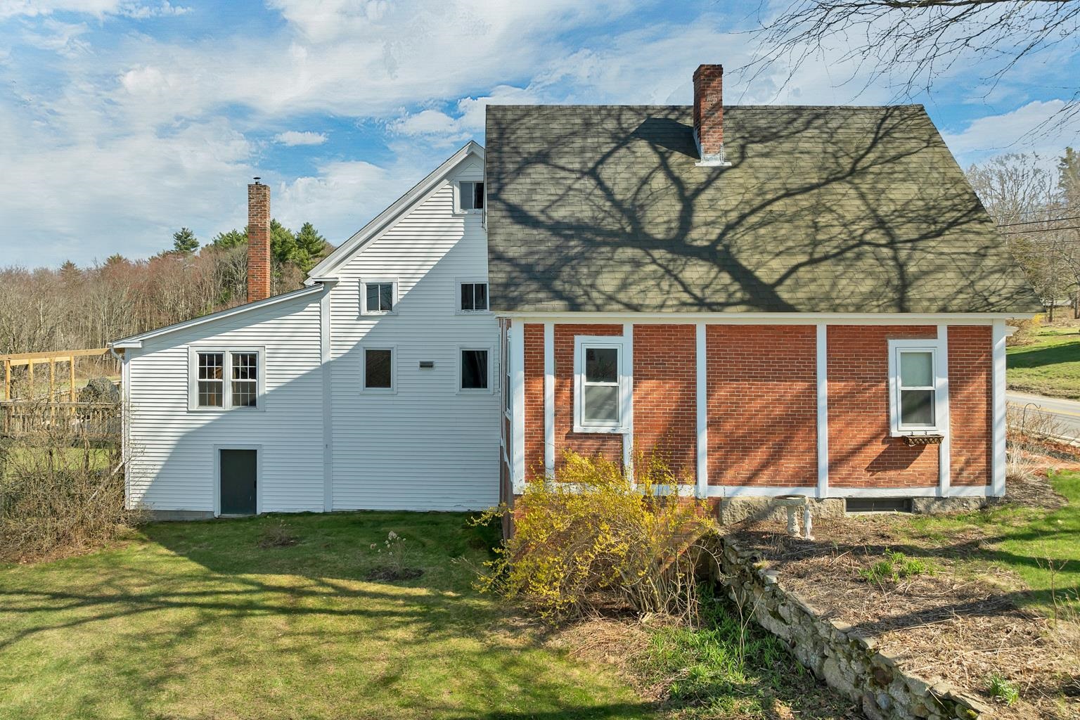 630 South Barnstead Rd, Barnstead, NH 03225