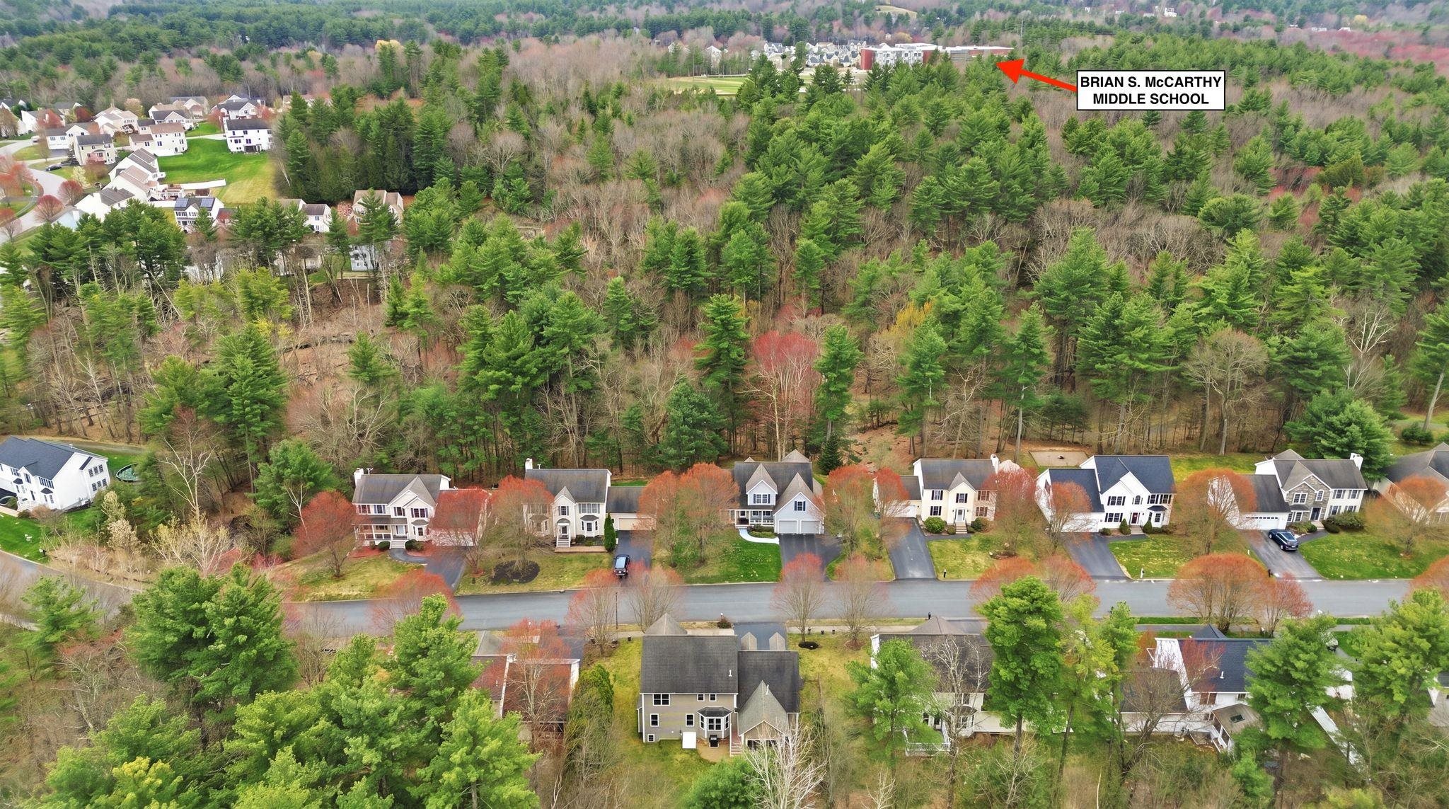 46 Cherrywood Dr, Nashua, NH 03062