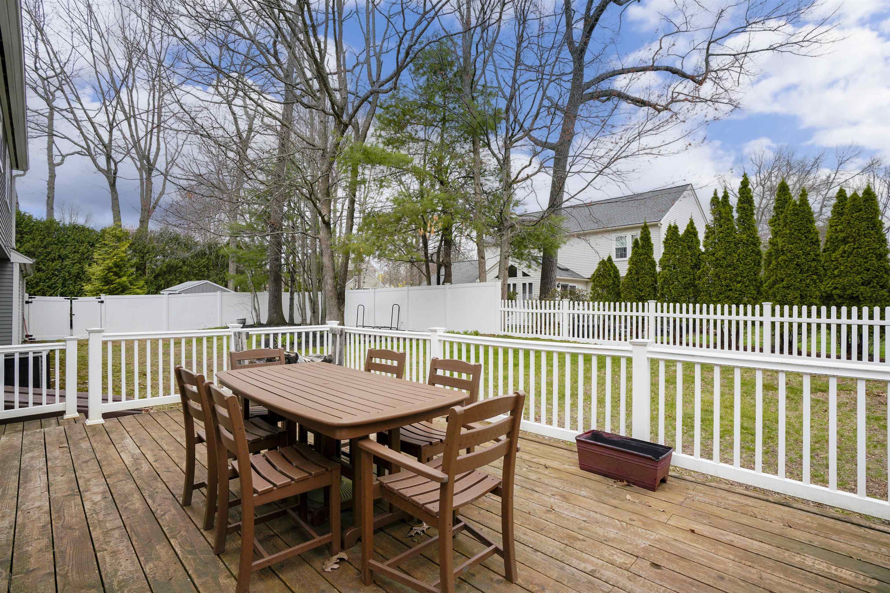 62 Shepherd Rd, Manchester, NH 03104