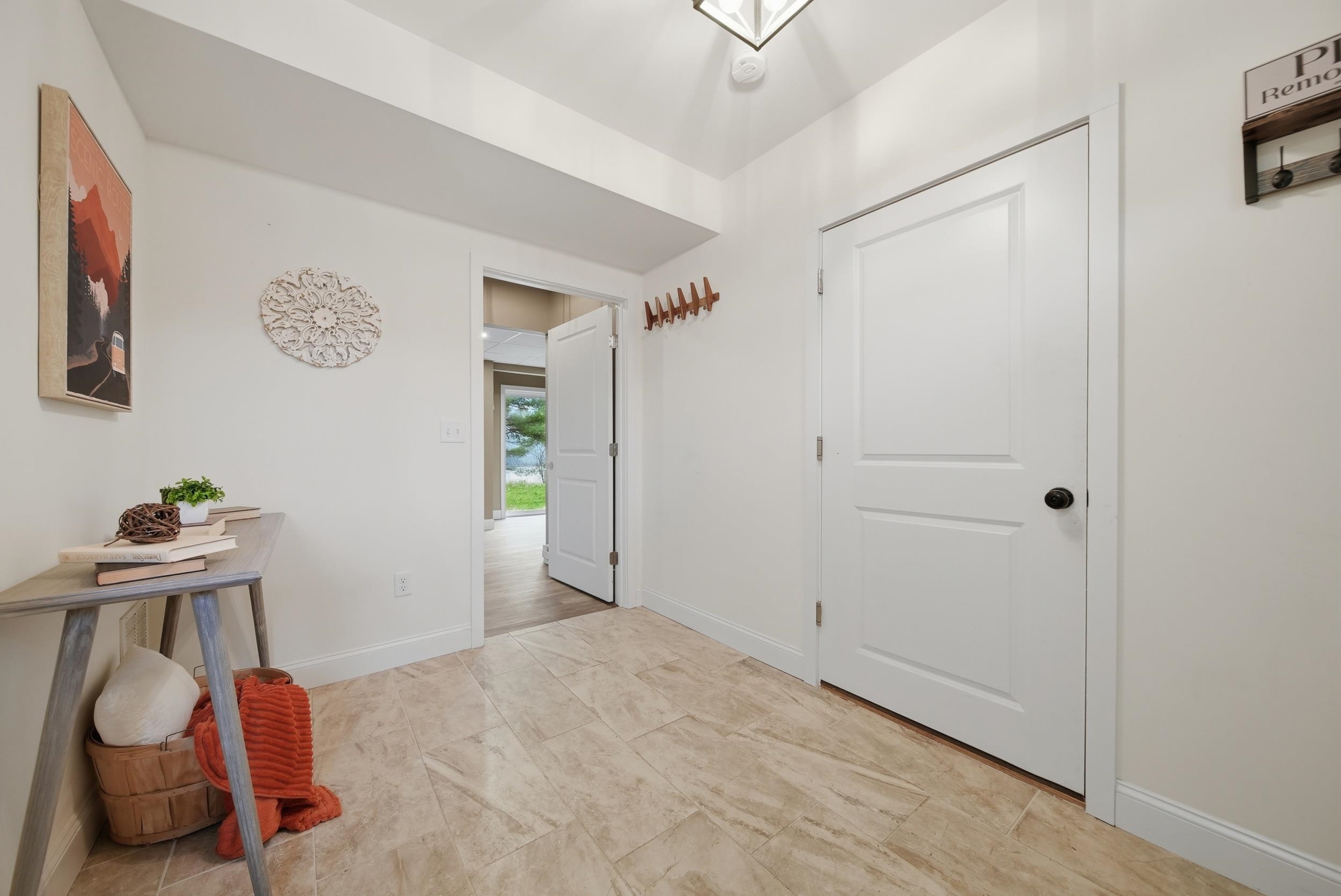 19 Biggs Ave, Epping, NH 03042