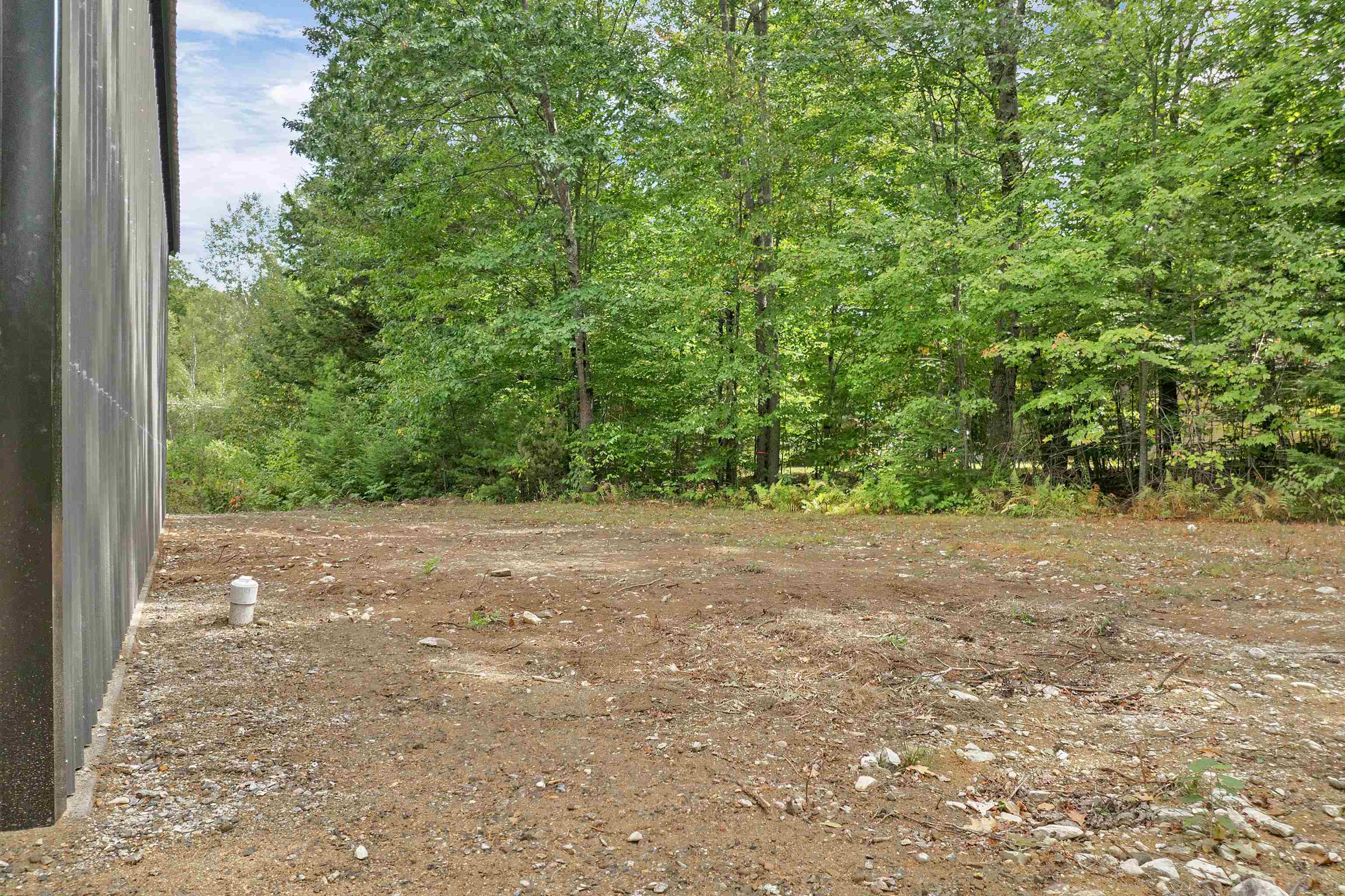 23 Summit View Dr, Tamworth, NH 03886