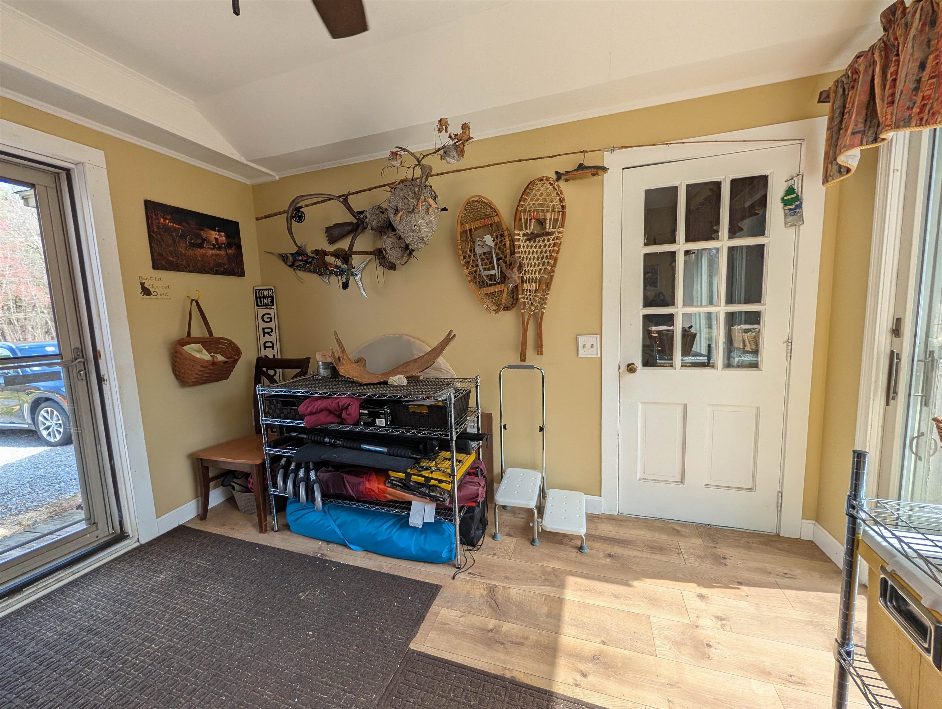 263 Cram Hill Rd, Lyndeborough, NH 03082