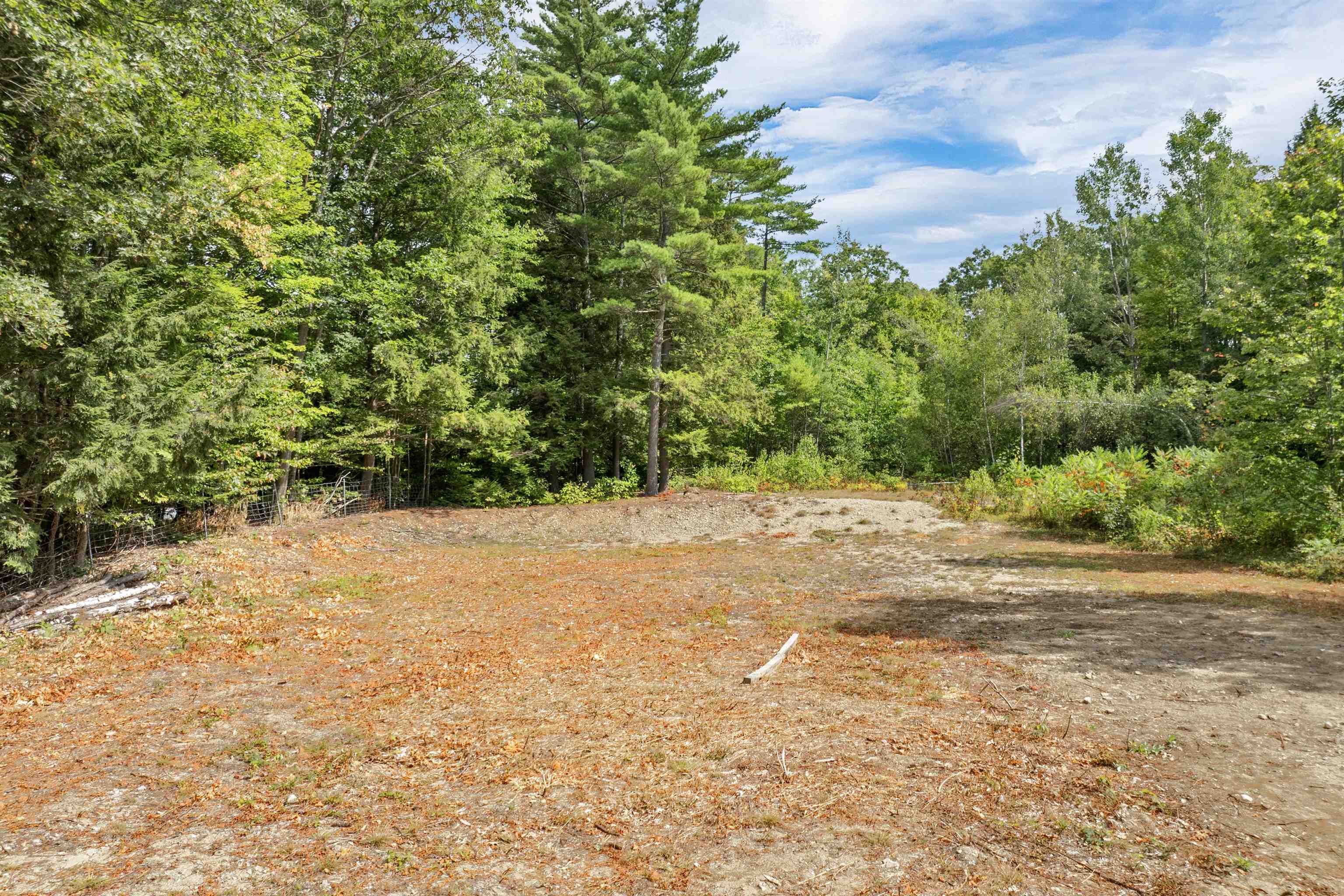 23 Summit View Dr, Tamworth, NH 03886